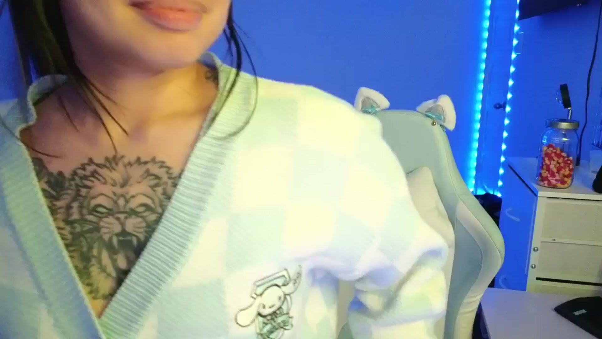 Gallery image thumbnail from dolllface's myfreecams stream on, 11/13/2025, 10:28 image 9 of 20