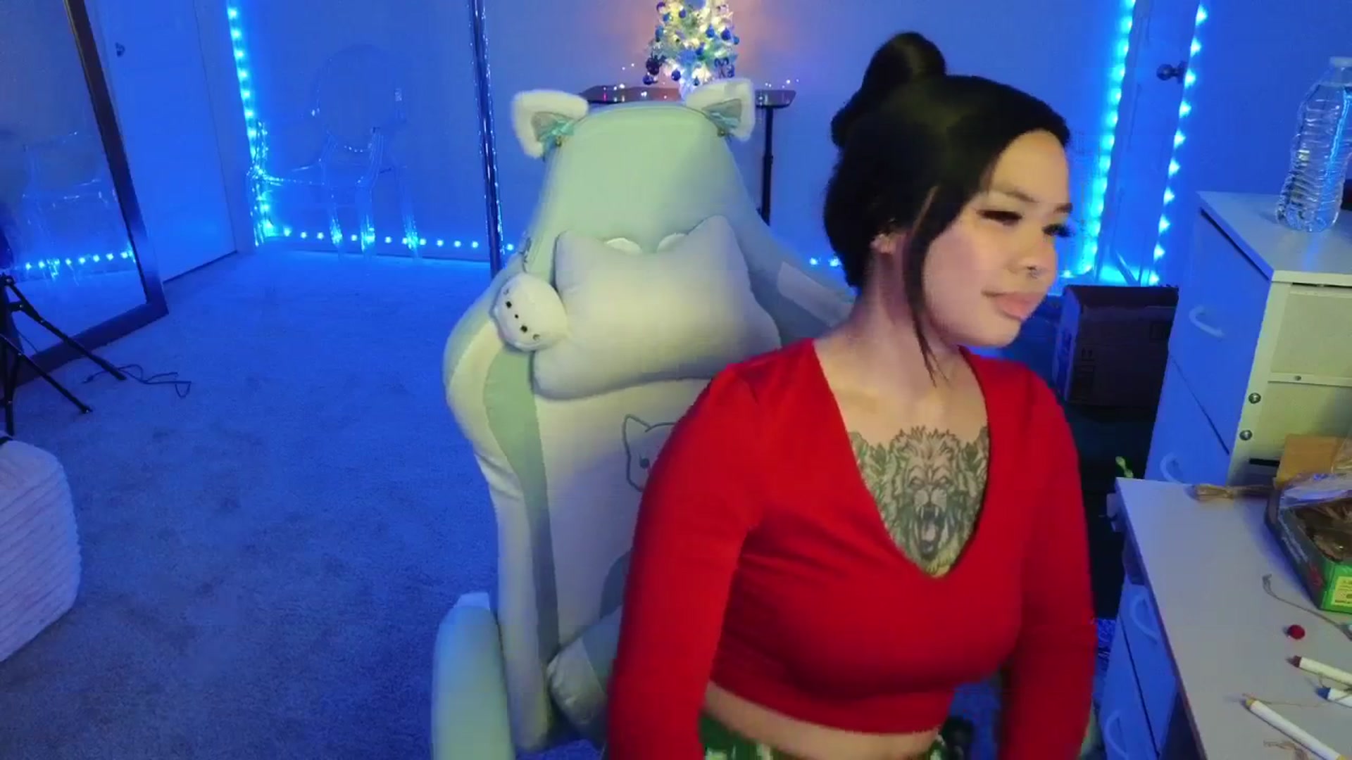 Gallery image thumbnail from dolllface's myfreecams stream on, 12/03/2025, 08:46 image 20 of 20
