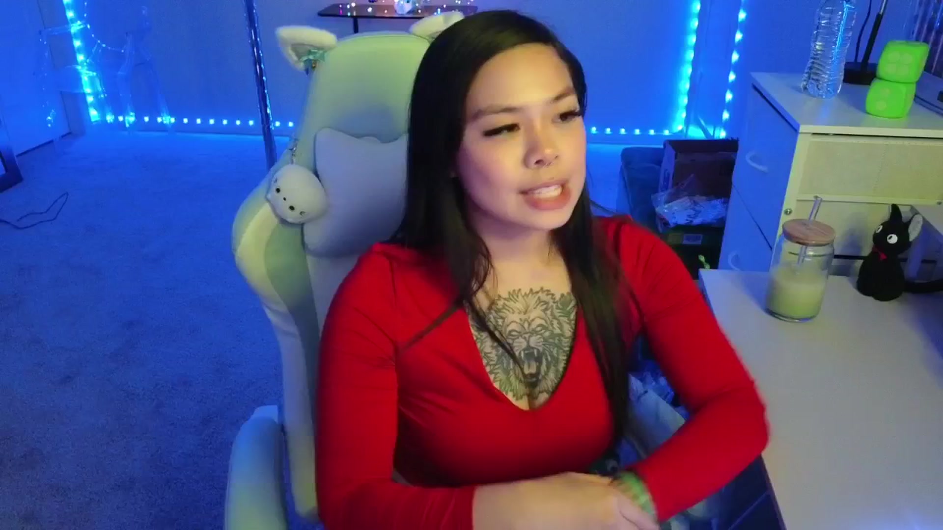 Gallery image thumbnail from dolllface's myfreecams stream on, 12/03/2025, 08:46 image 3 of 20