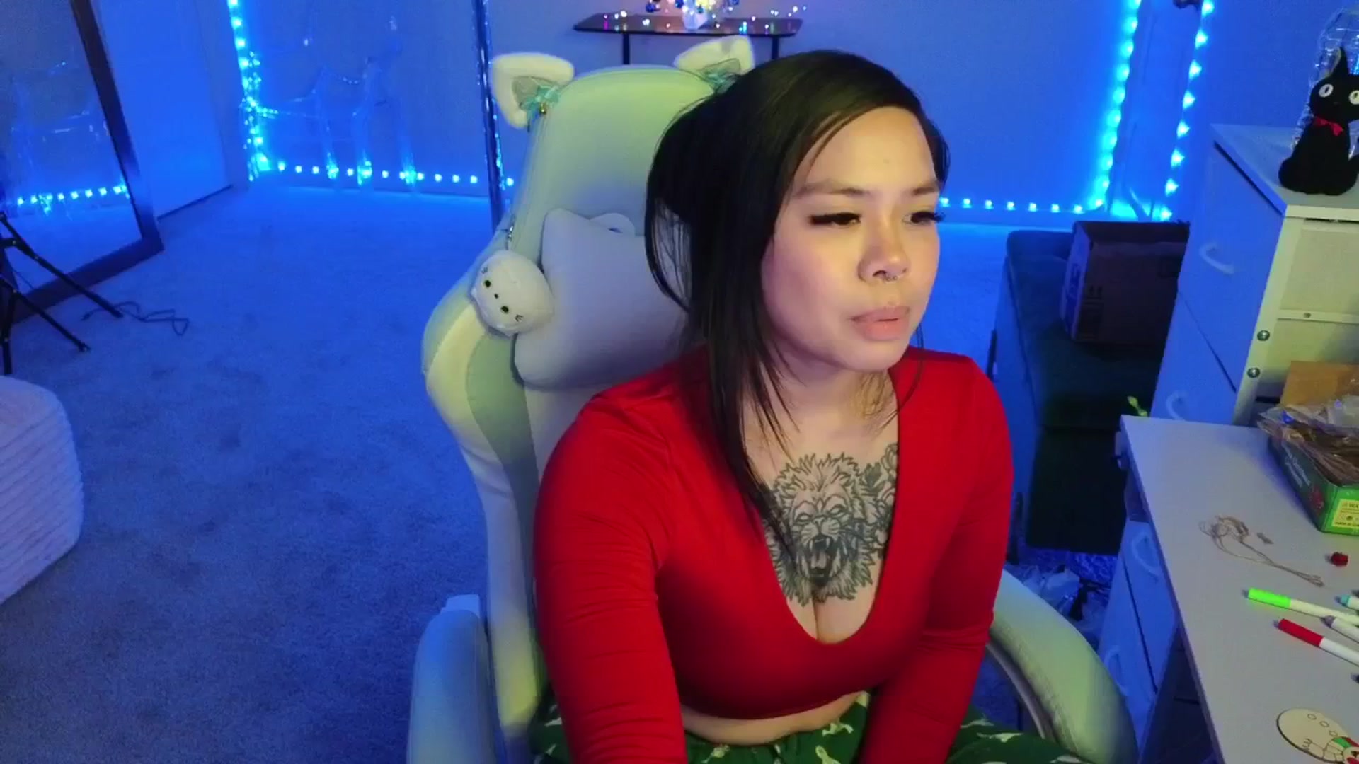 Gallery image thumbnail from dolllface's myfreecams stream on, 12/03/2025, 10:12 image 4 of 20