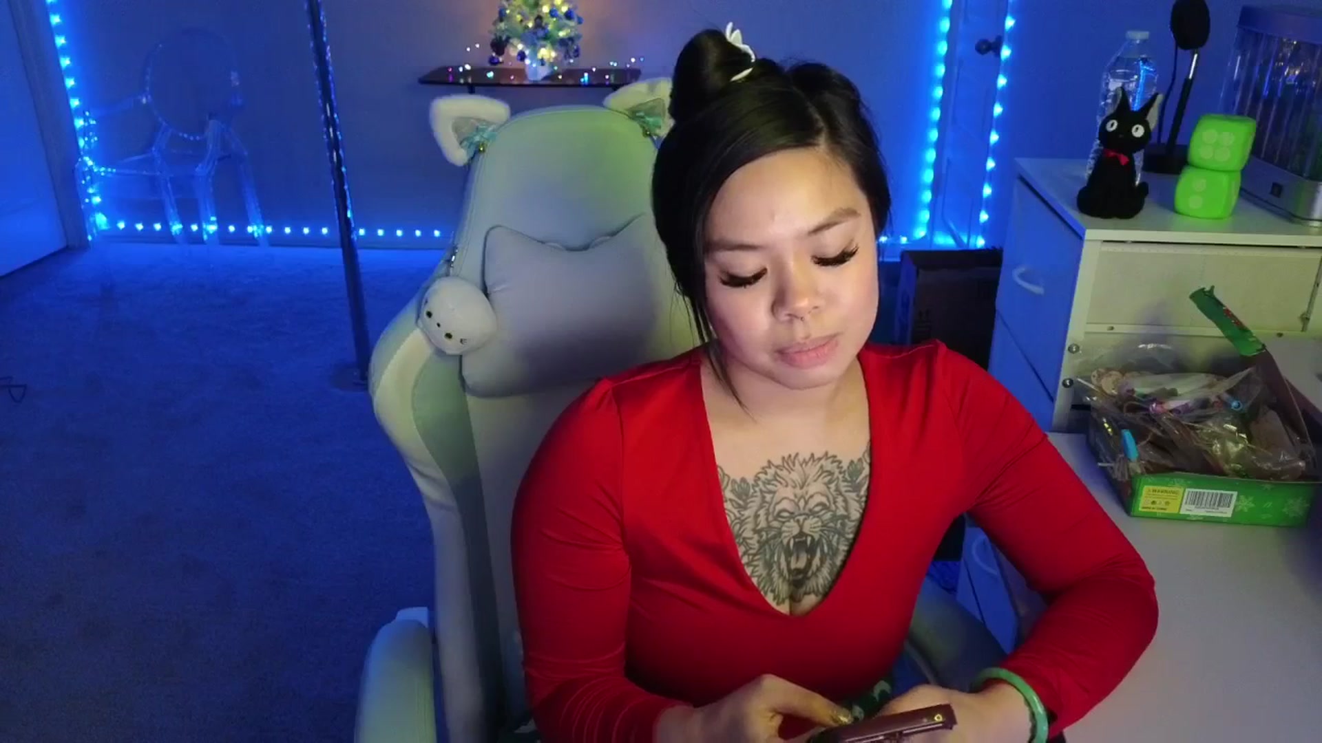 Gallery image thumbnail from dolllface's myfreecams stream on, 12/03/2025, 10:12 image 19 of 20