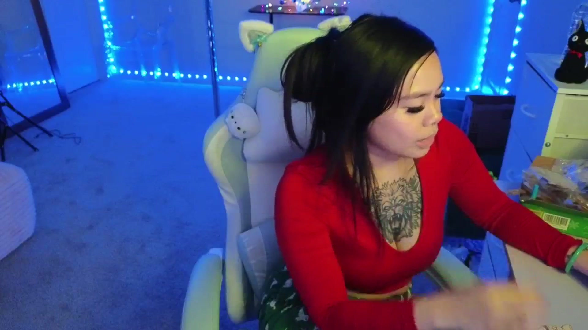 Gallery image thumbnail from dolllface's myfreecams stream on, 12/03/2025, 10:12 image 9 of 20