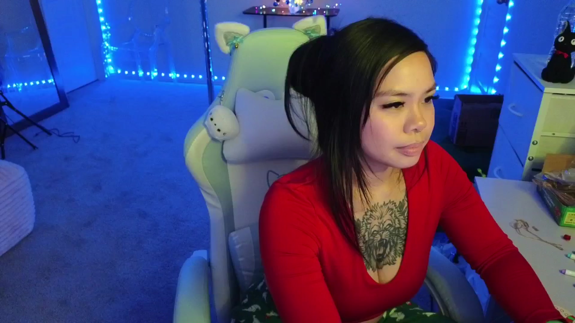 Gallery image thumbnail from dolllface's myfreecams stream on, 12/03/2025, 10:12 image 5 of 20
