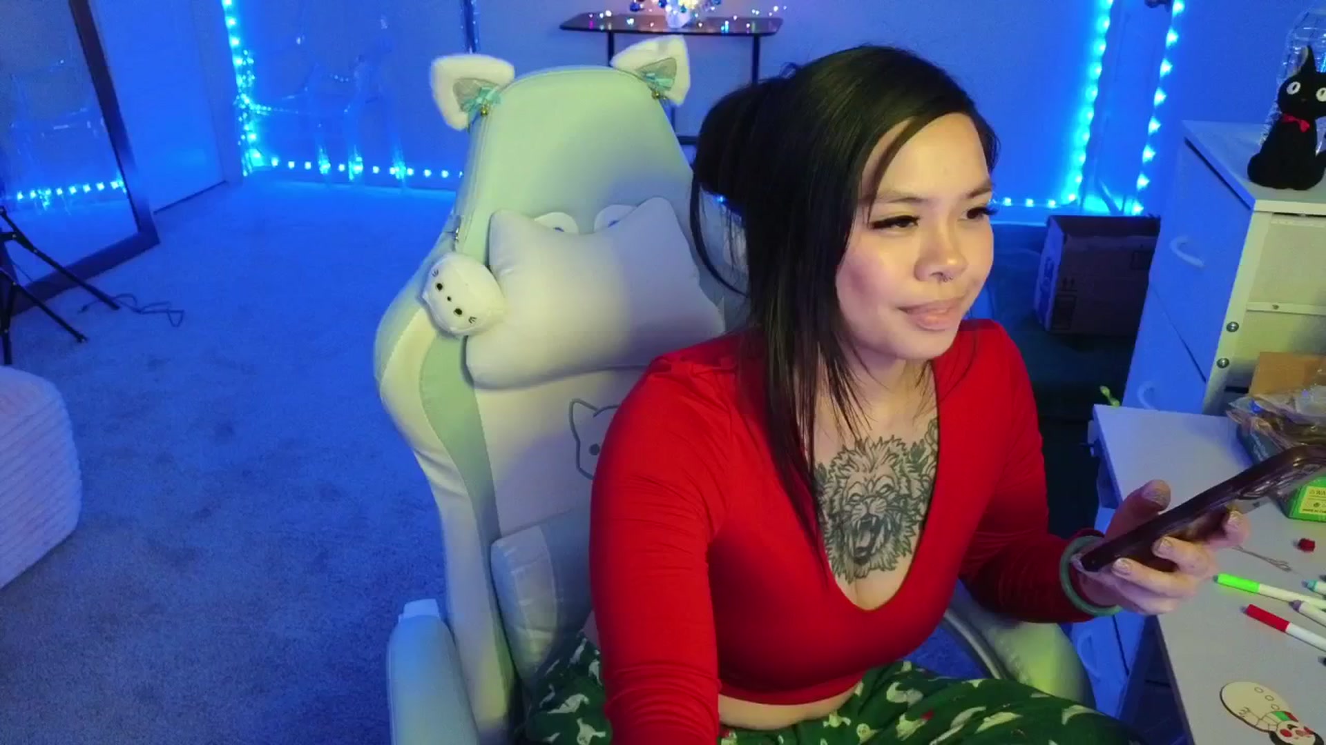 Gallery image thumbnail from dolllface's myfreecams stream on, 12/03/2025, 10:12 image 2 of 20