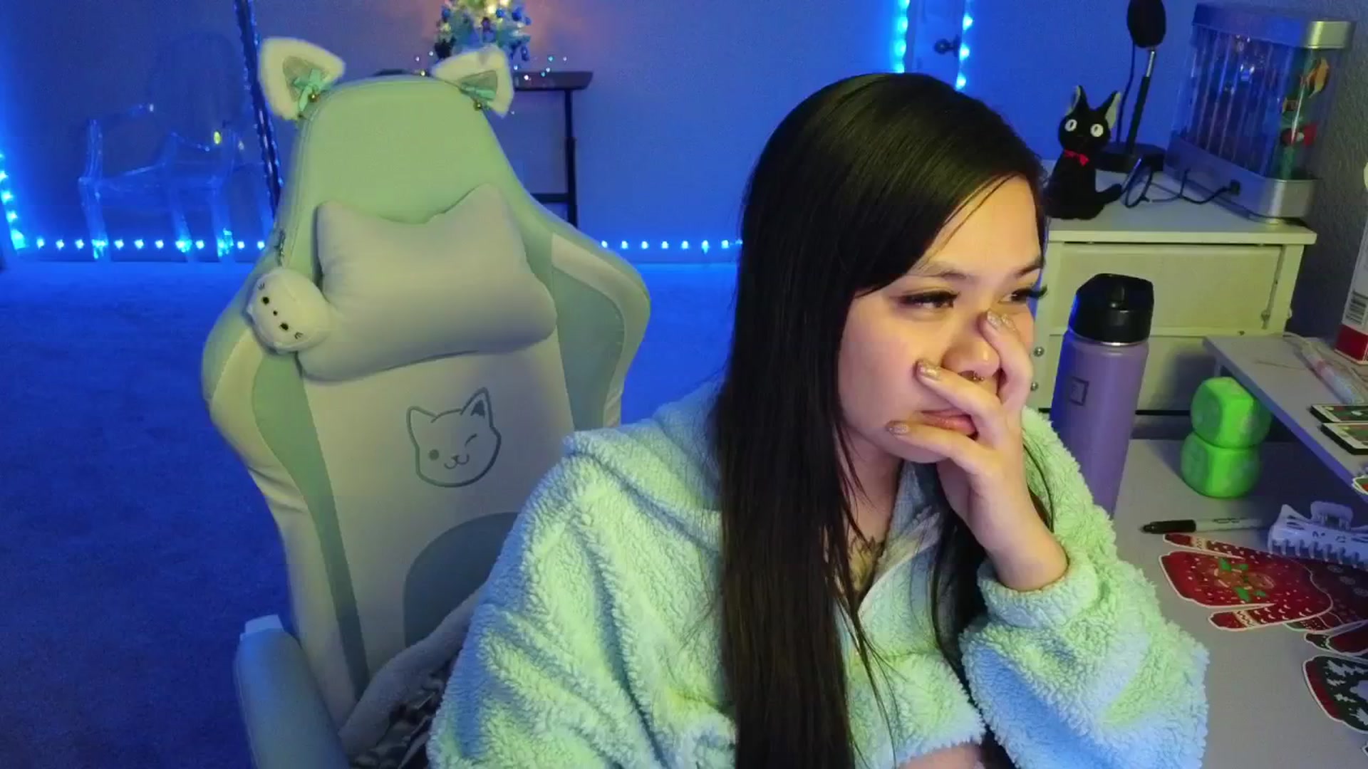 Gallery image thumbnail from dolllface's myfreecams stream on, 12/09/2025, 07:57 image 4 of 20