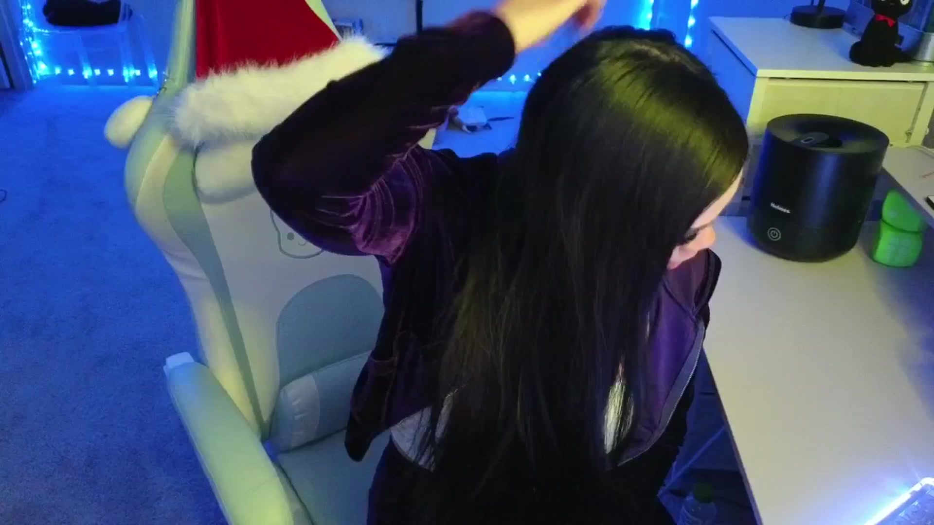 Gallery image thumbnail from dolllface's myfreecams stream on, 12/15/2025, 10:56 image 2 of 20
