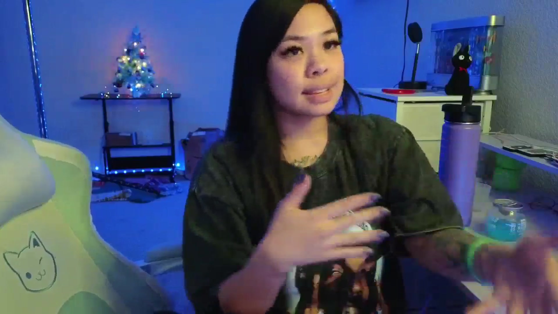 Gallery image thumbnail from dolllface's myfreecams stream on, 12/22/2025, 08:41 image 11 of 20