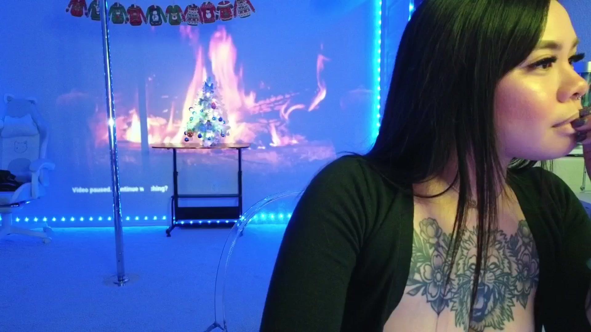 Gallery image thumbnail from dolllface's myfreecams stream on, 12/27/2025, 03:46 image 20 of 20