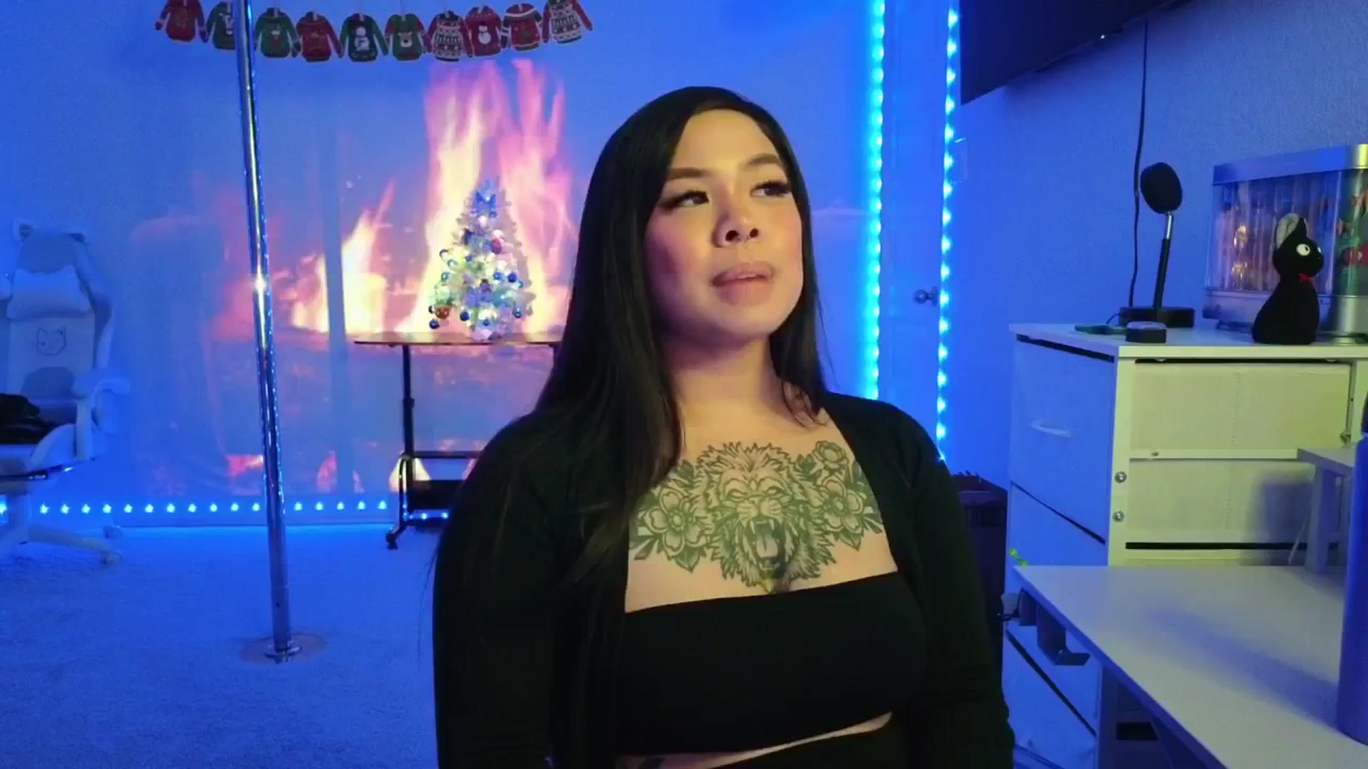 Gallery image thumbnail from dolllface's myfreecams stream on, 12/27/2025, 03:46 image 6 of 20