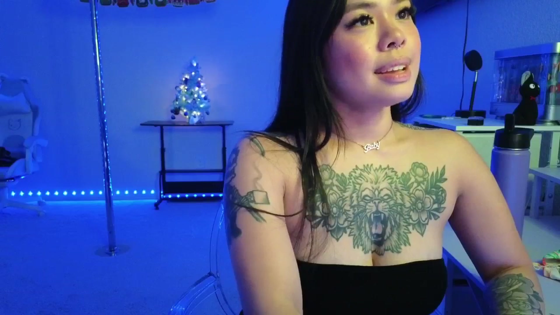 Gallery image thumbnail from dolllface's myfreecams stream on, 12/28/2025, 03:49 image 2 of 20