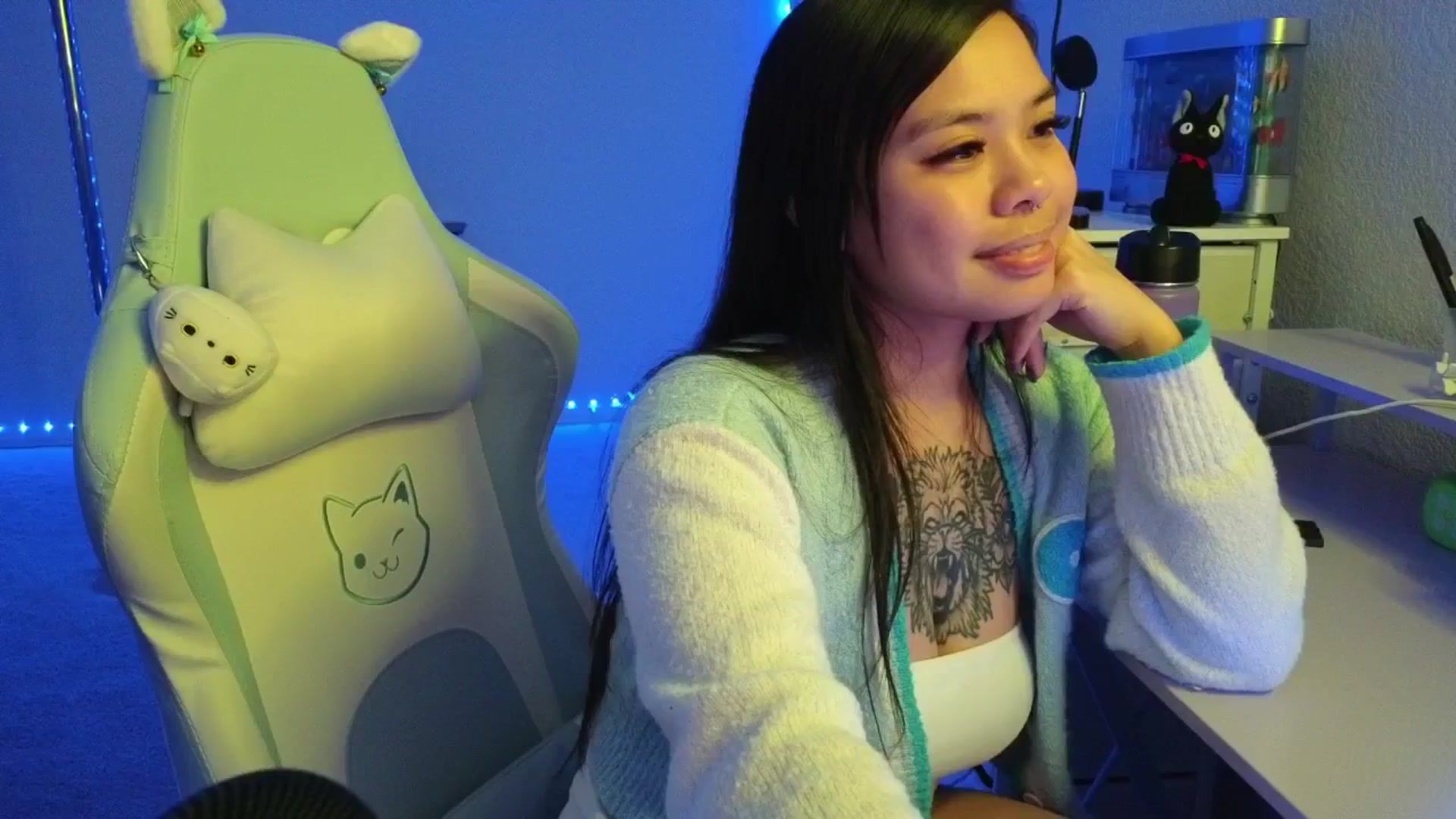 Gallery image thumbnail from dolllface's myfreecams stream on, 01/05/2026, 09:30 image 4 of 20