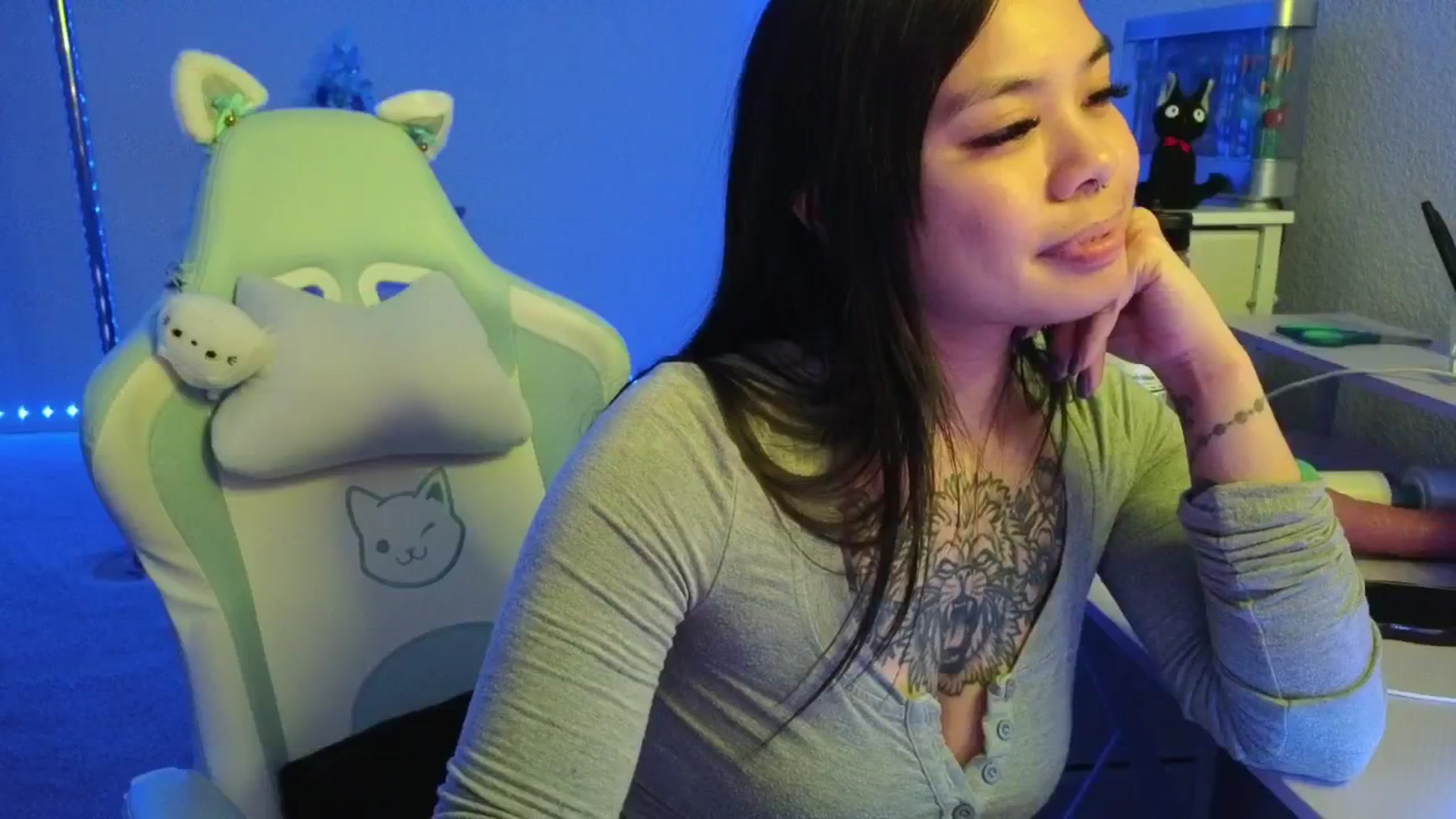 Gallery image thumbnail from dolllface's myfreecams stream on, 01/06/2026, 08:59 image 6 of 20