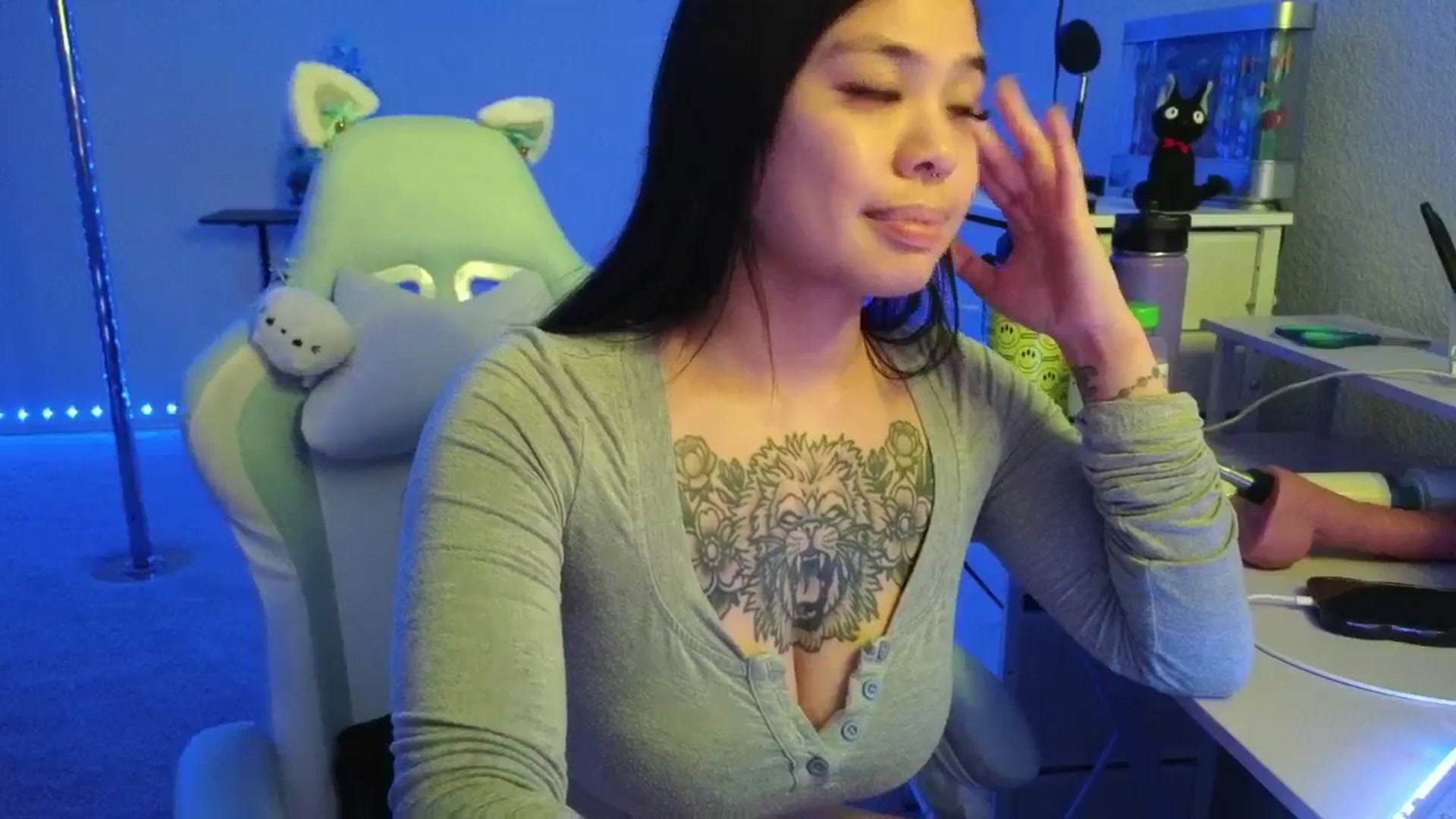 Gallery image thumbnail from dolllface's myfreecams stream on, 01/06/2026, 08:59 image 7 of 20