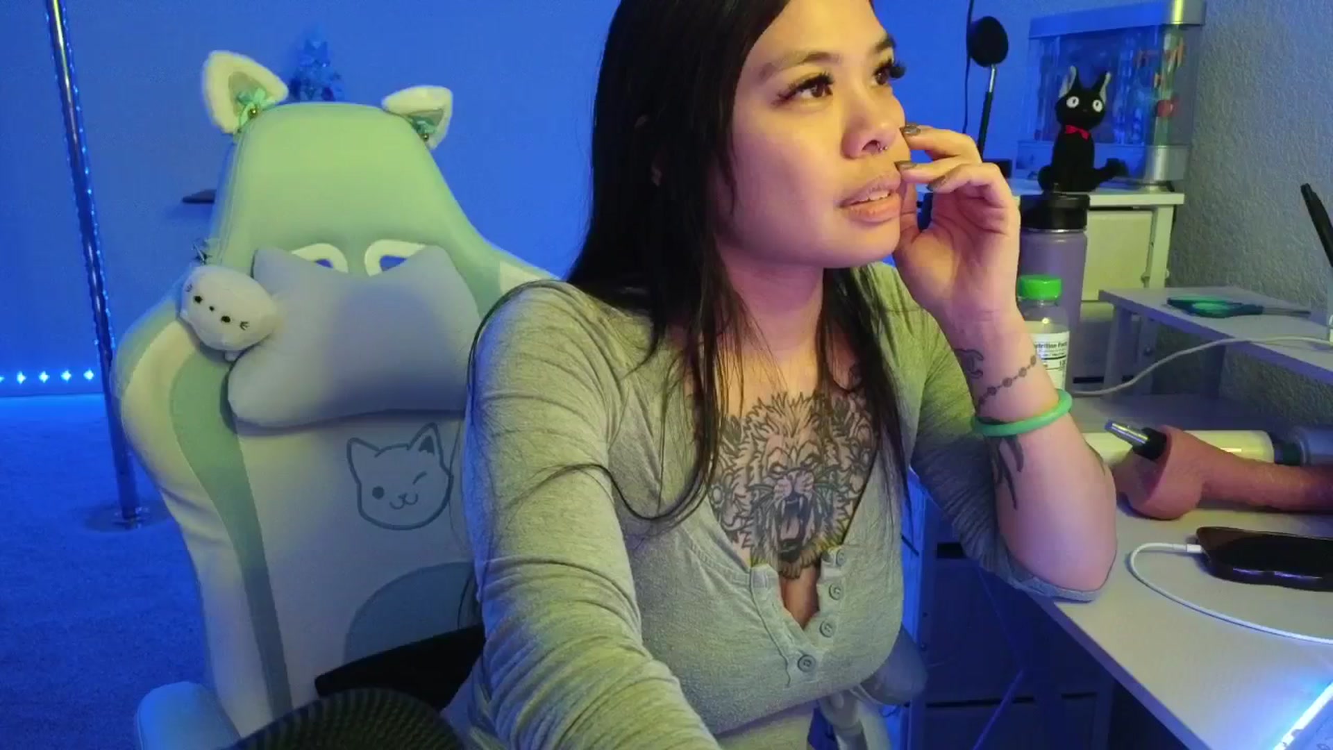 Gallery image thumbnail from dolllface's myfreecams stream on, 01/06/2026, 08:59 image 11 of 20