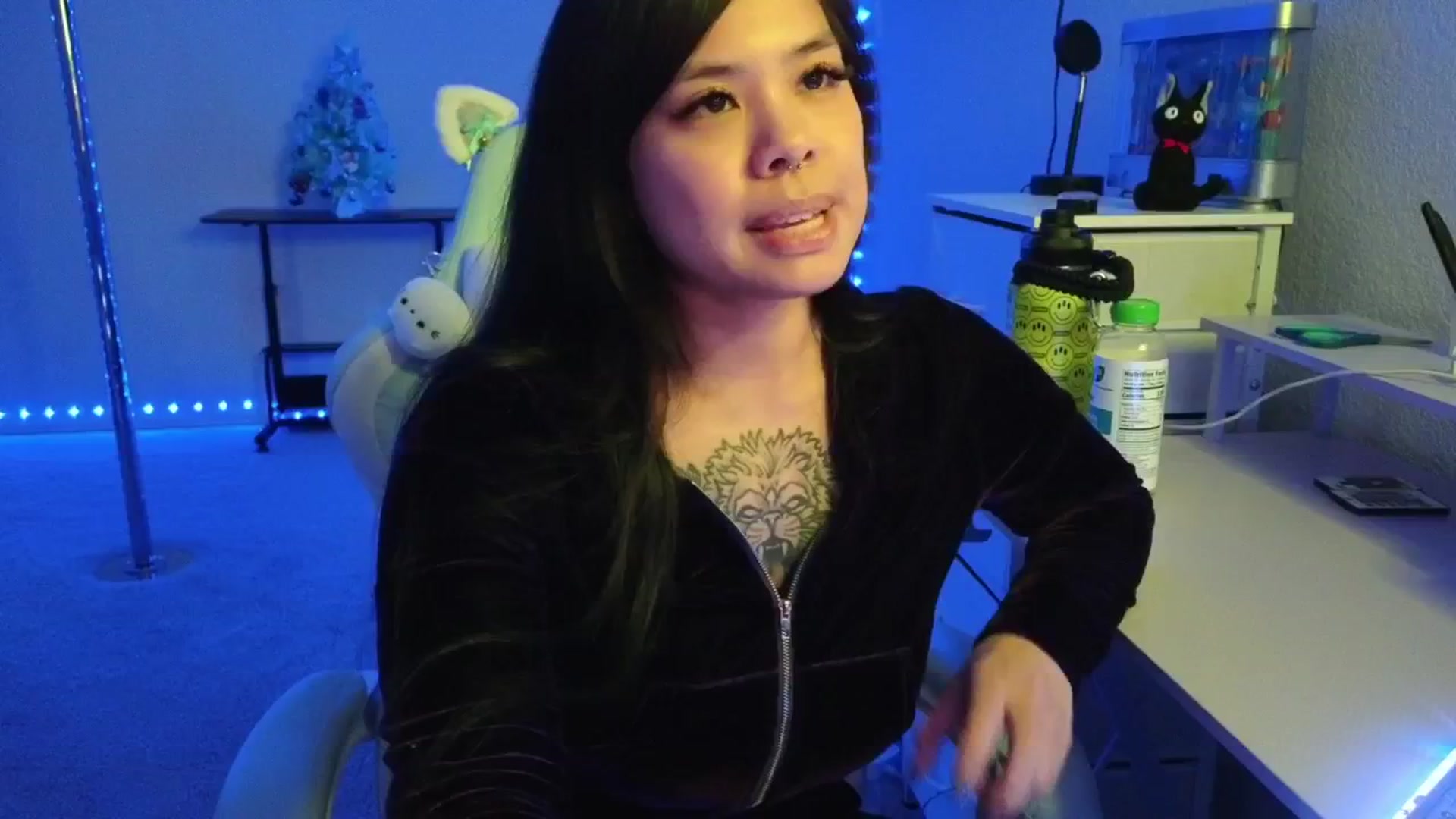 Gallery image thumbnail from dolllface's myfreecams stream on, 01/07/2026, 08:35 image 3 of 20