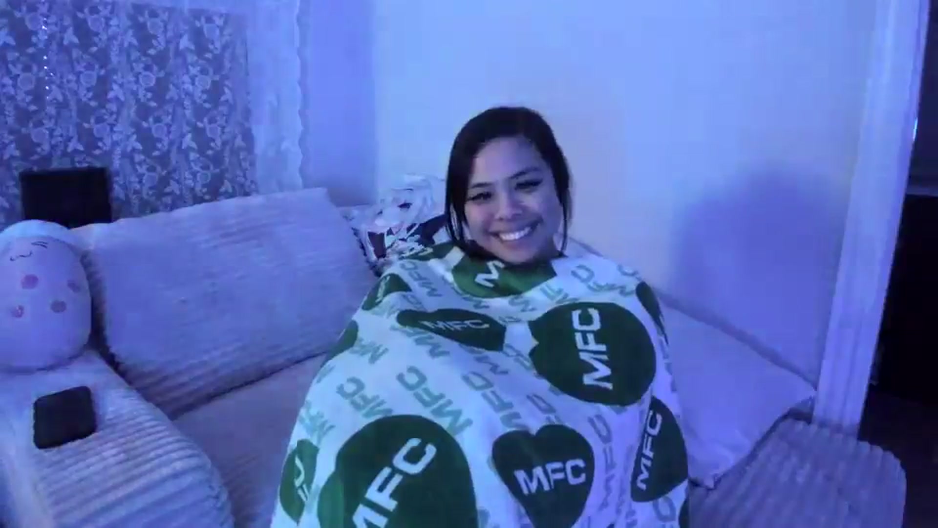 Gallery image thumbnail from dolllface's myfreecams stream on, 01/09/2026, 09:28 image 15 of 20