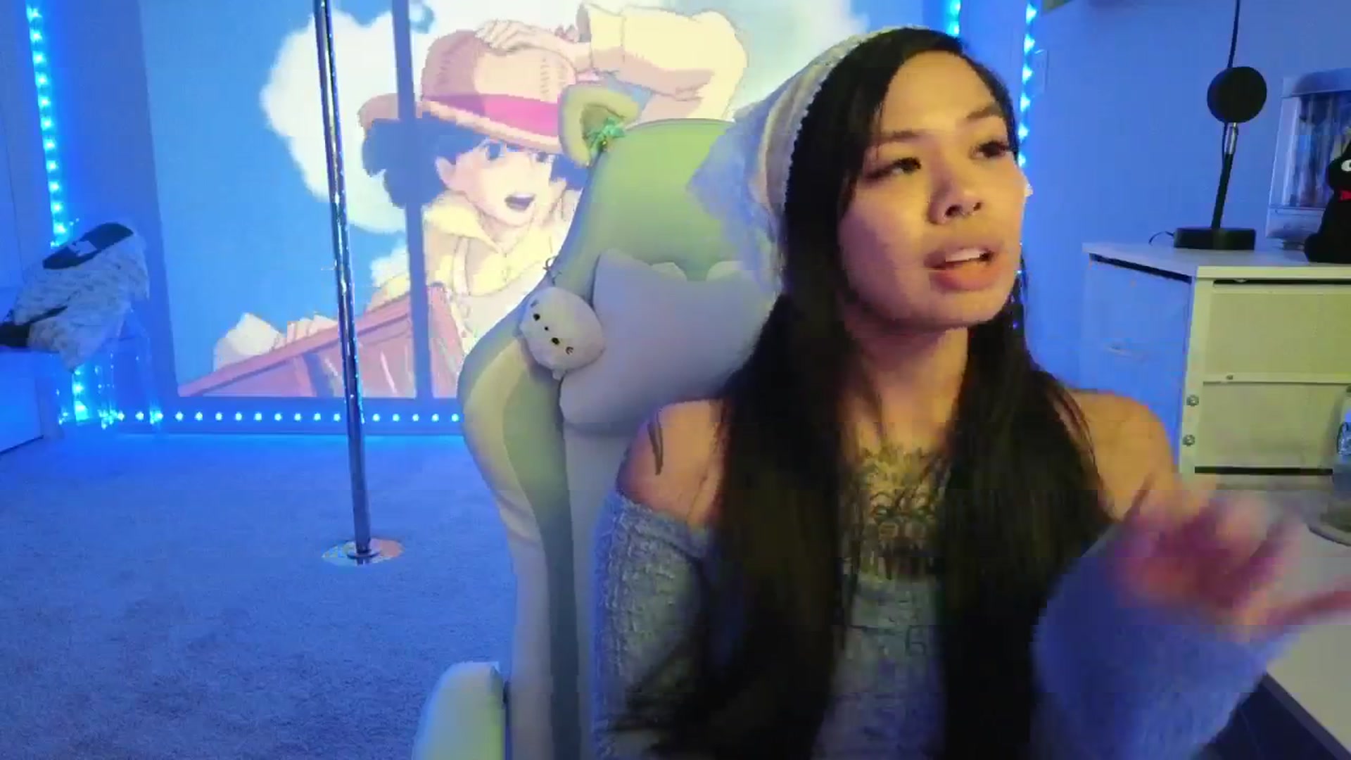 Gallery image thumbnail from dolllface's myfreecams stream on, 01/10/2026, 10:05 image 15 of 20
