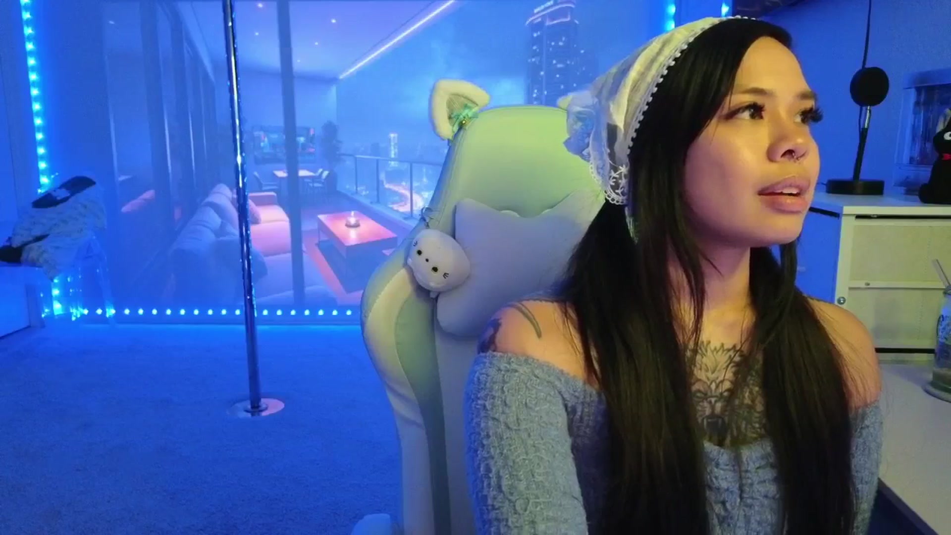 Gallery image thumbnail from dolllface's myfreecams stream on, 01/10/2026, 10:05 image 3 of 20