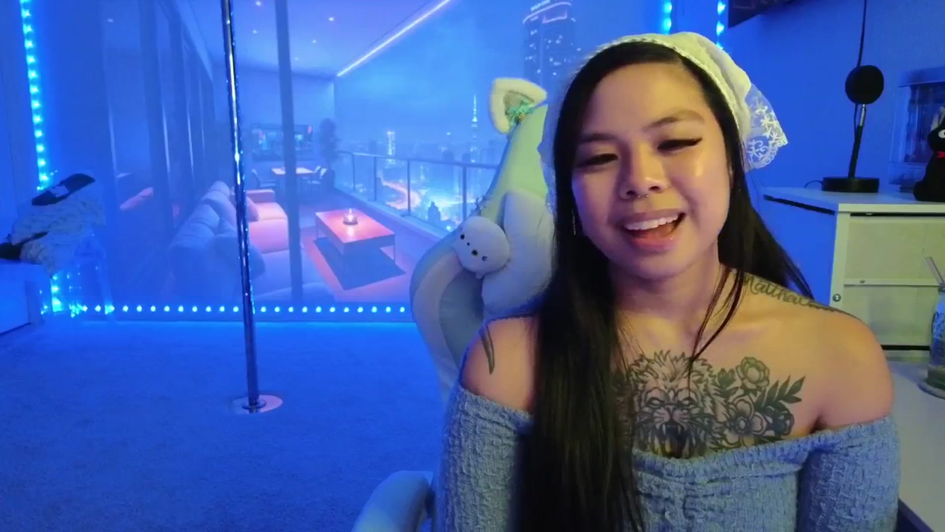 Gallery image thumbnail from dolllface's myfreecams stream on, 01/10/2026, 10:05 image 4 of 20