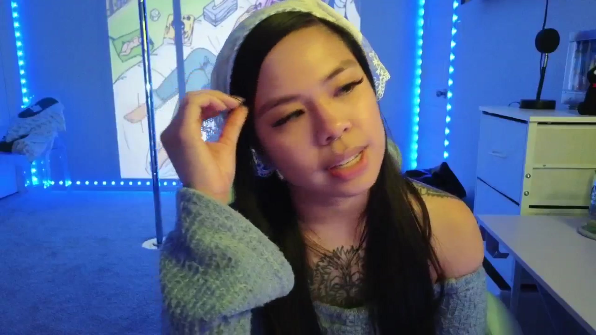 Gallery image thumbnail from dolllface's myfreecams stream on, 01/10/2026, 10:05 image 9 of 20