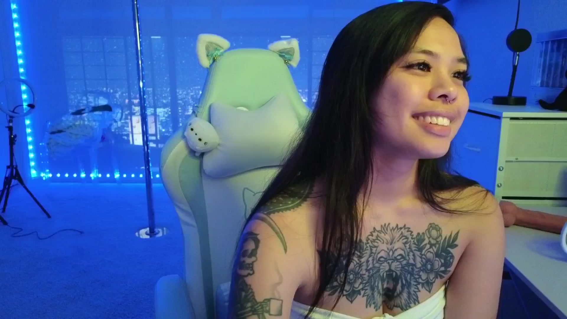 Gallery image thumbnail from dolllface's myfreecams stream on, 01/11/2026, 06:20 image 19 of 20