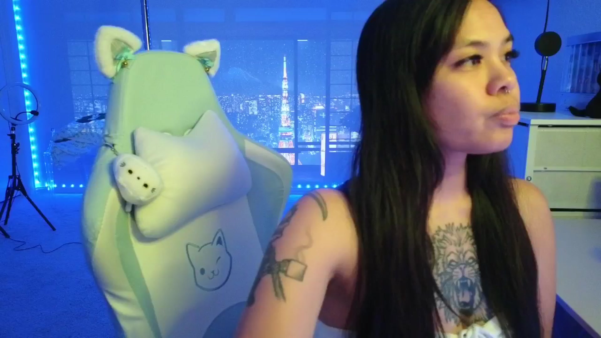 Gallery image thumbnail from dolllface's myfreecams stream on, 01/11/2026, 06:20 image 8 of 20