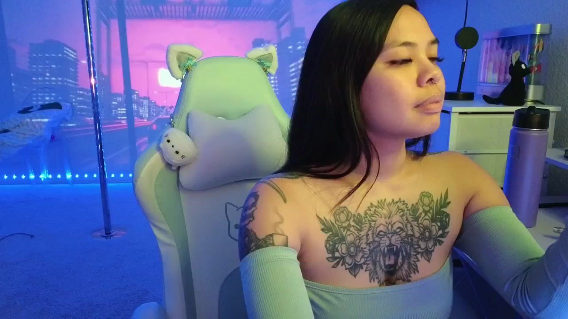 Gallery image thumbnail from dolllface's myfreecams stream on, 01/12/2026, 08:56 image 10 of 20