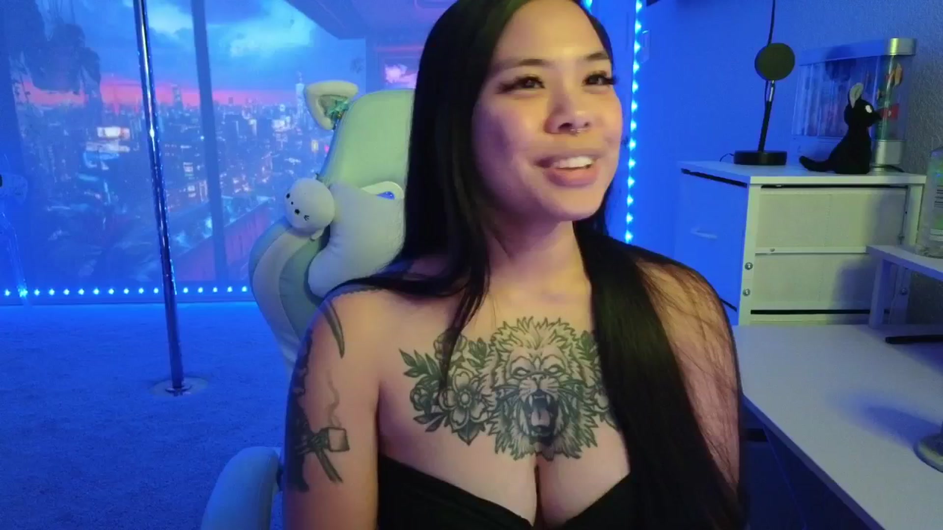 Gallery image thumbnail from dolllface's myfreecams stream on, 01/13/2026, 07:36 image 16 of 20