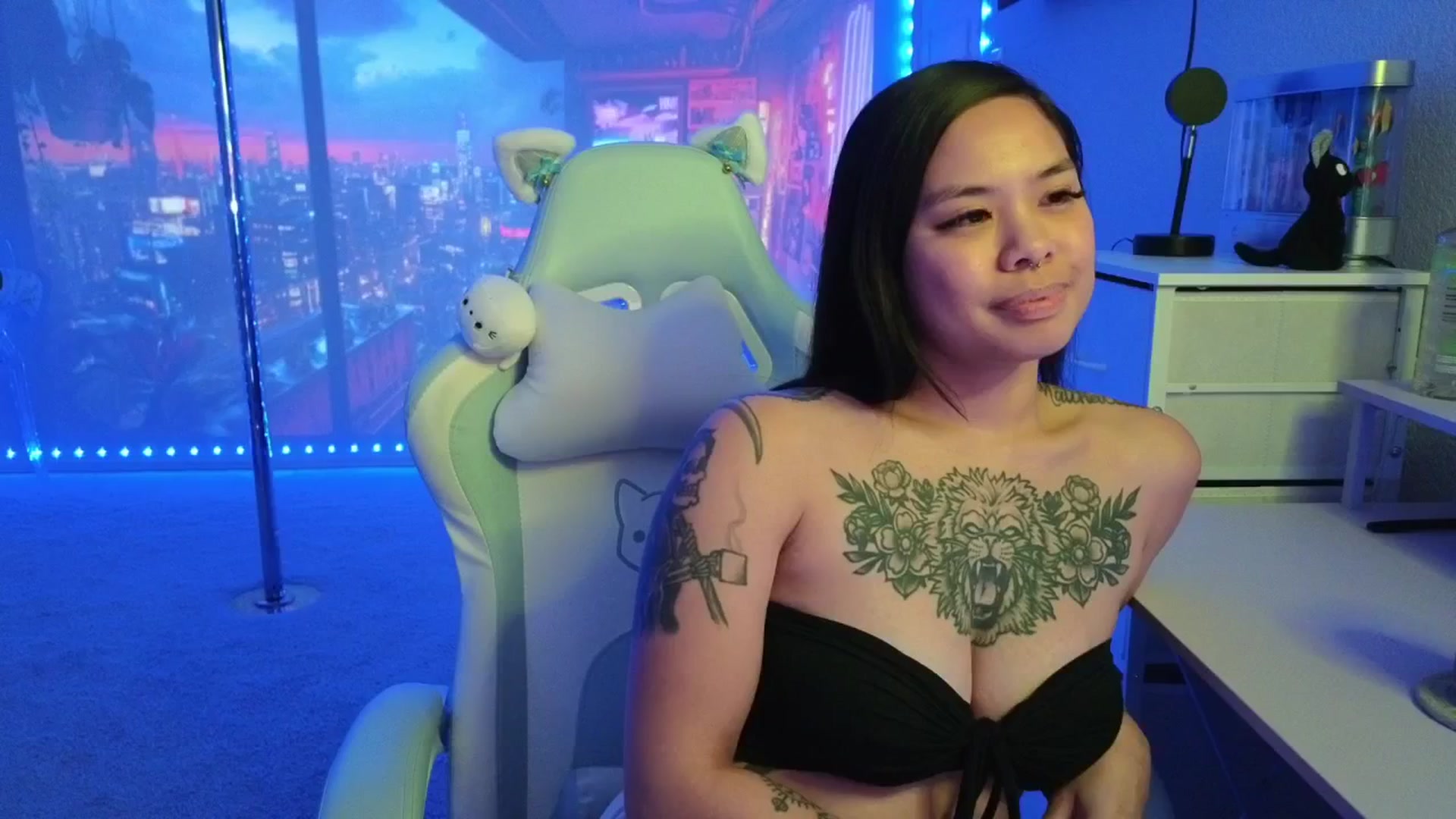 Gallery image thumbnail from dolllface's myfreecams stream on, 01/13/2026, 07:36 image 14 of 20