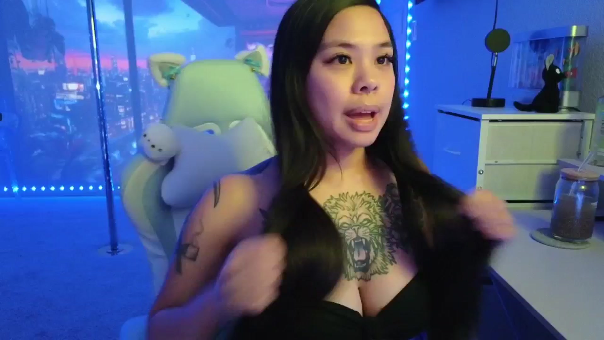 Gallery image thumbnail from dolllface's myfreecams stream on, 01/13/2026, 07:36 image 2 of 20