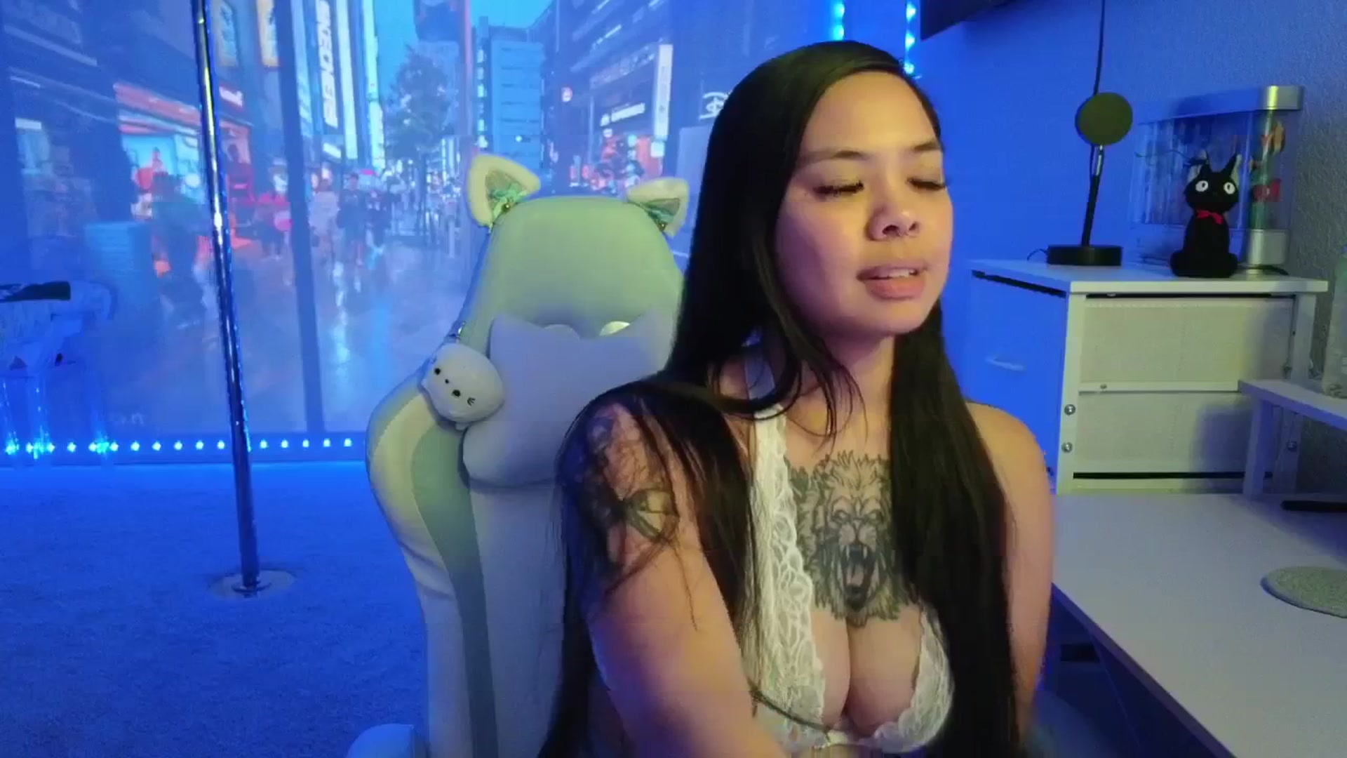 Gallery image thumbnail from dolllface's myfreecams stream on, 01/14/2026, 08:06 image 15 of 20