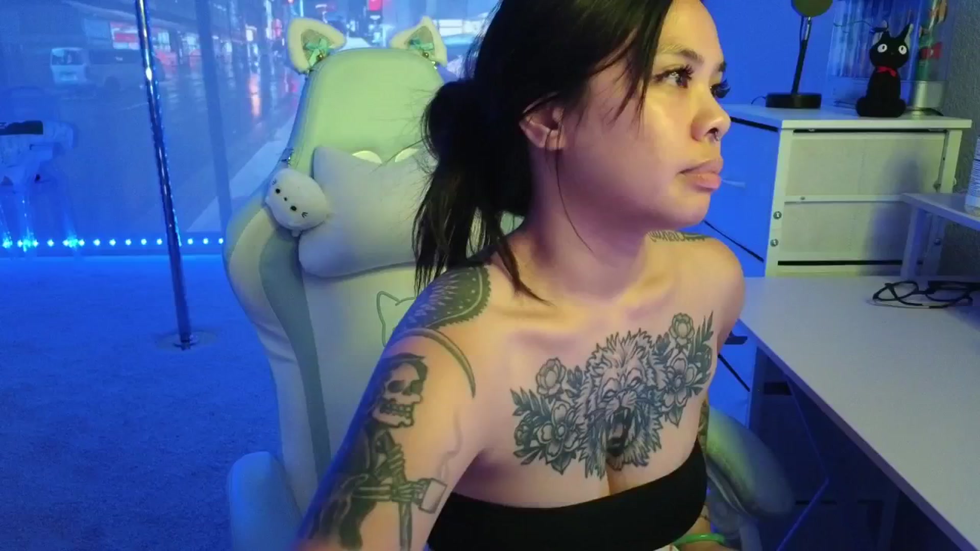 Gallery image thumbnail from dolllface's myfreecams stream on, 01/16/2026, 08:31 image 6 of 20