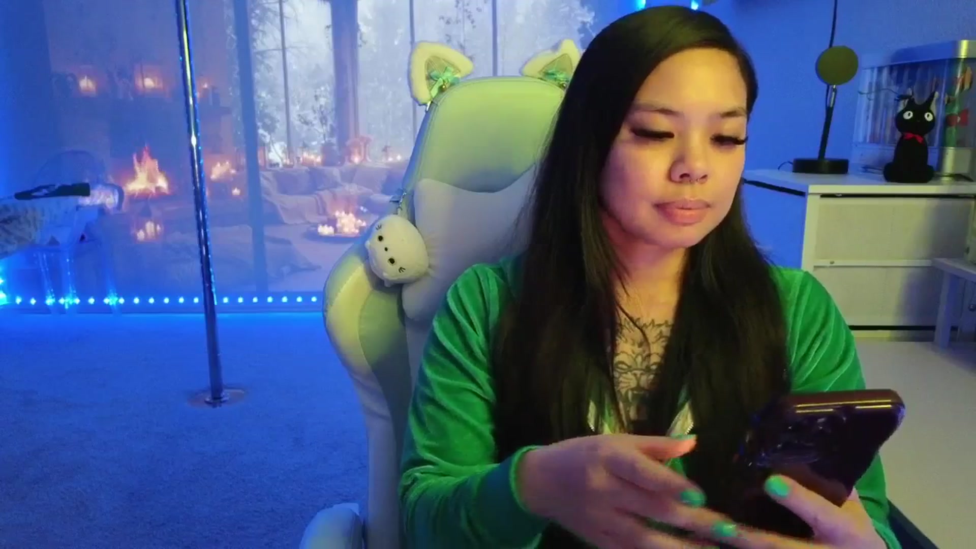 Gallery image thumbnail from dolllface's myfreecams stream on, 01/17/2026, 09:42 image 6 of 20