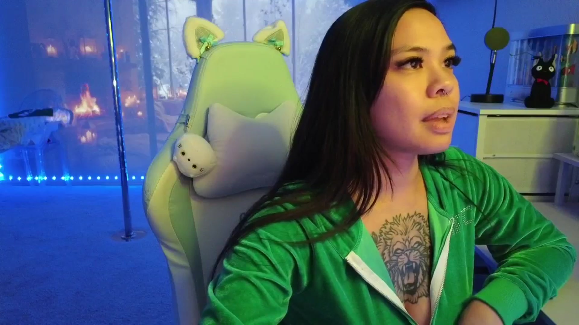 Gallery image thumbnail from dolllface's myfreecams stream on, 01/17/2026, 09:42 image 15 of 20