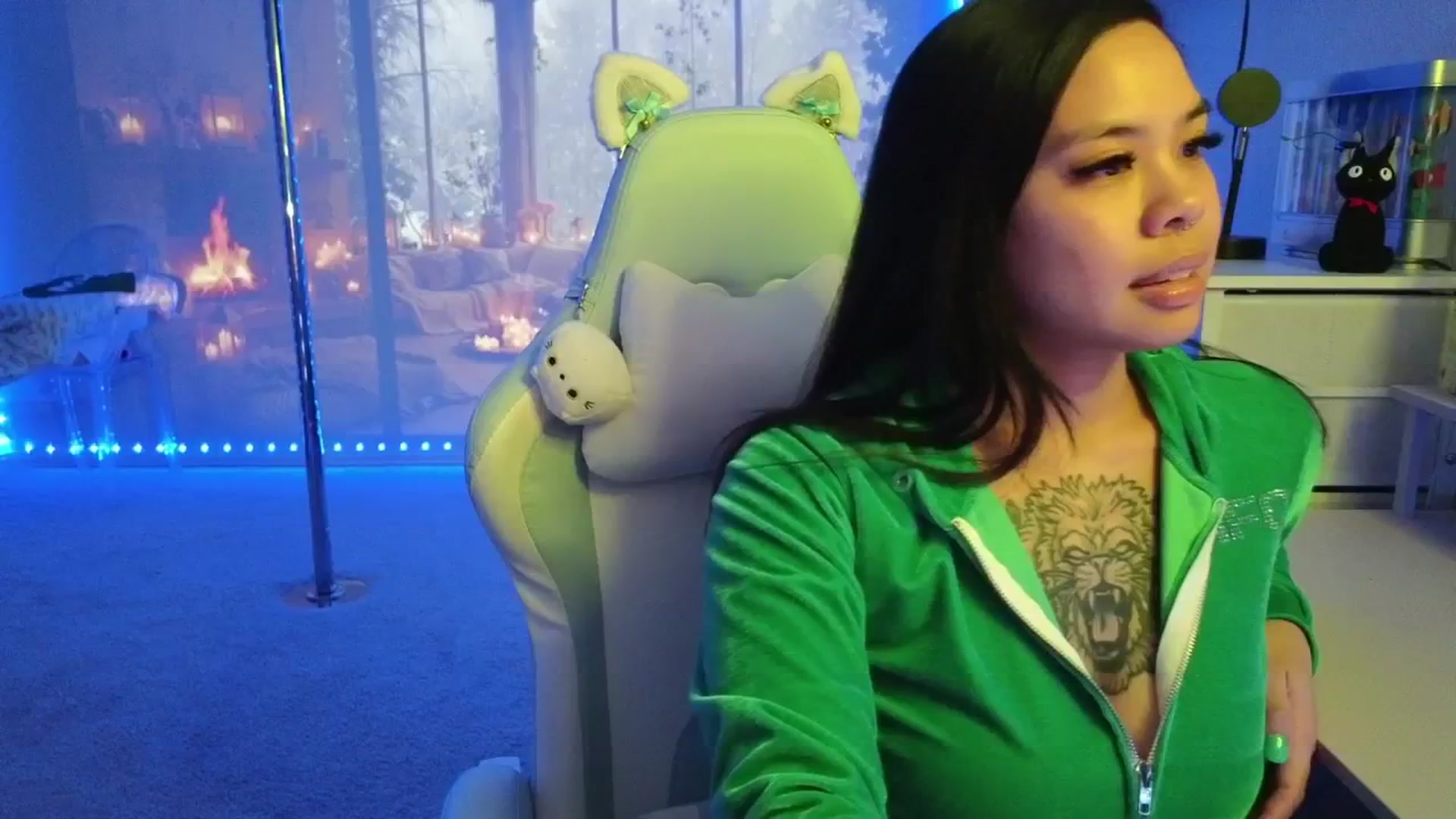 Gallery image thumbnail from dolllface's myfreecams stream on, 01/17/2026, 09:42 image 4 of 20
