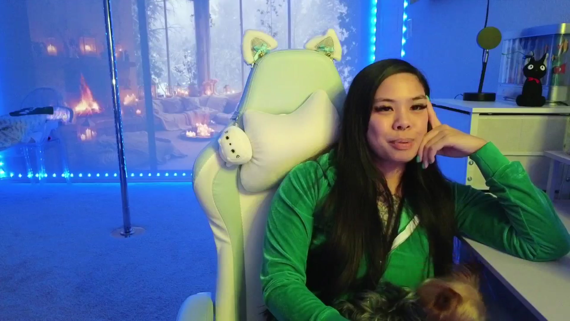 Gallery image thumbnail from dolllface's myfreecams stream on, 01/17/2026, 09:42 image 8 of 20