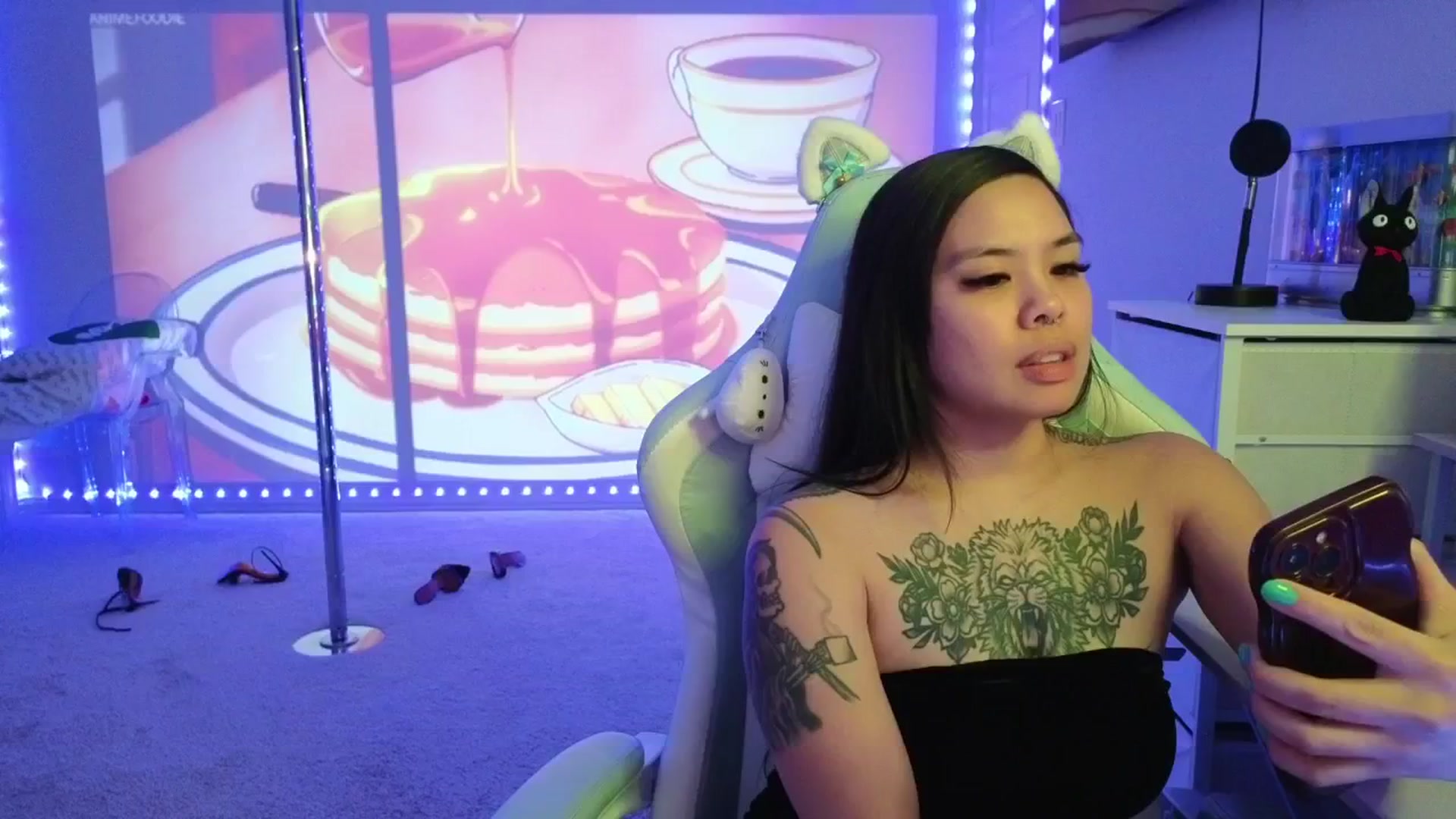 Gallery image thumbnail from dolllface's myfreecams stream on, 01/18/2026, 09:03 image 3 of 20