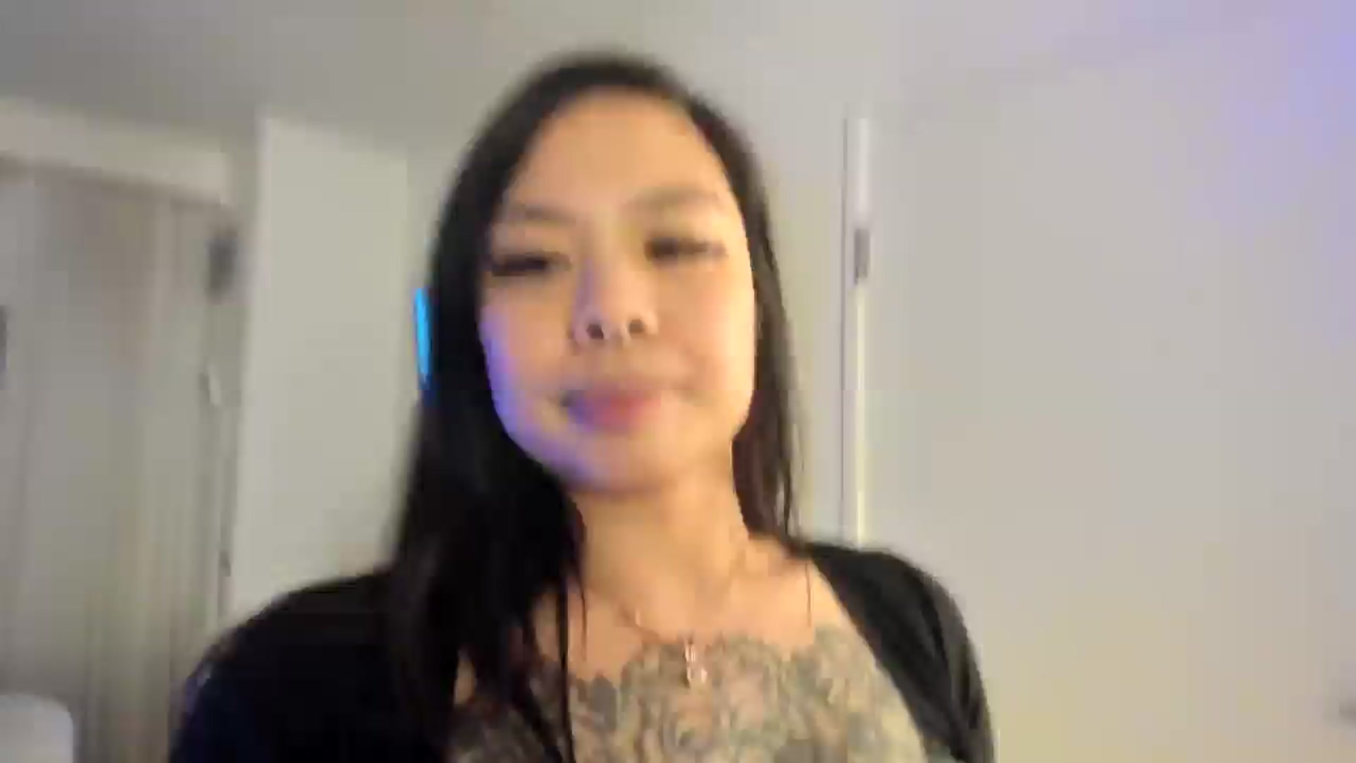 Gallery image thumbnail from dolllface's myfreecams stream on, 01/21/2026, 05:10 image 18 of 20