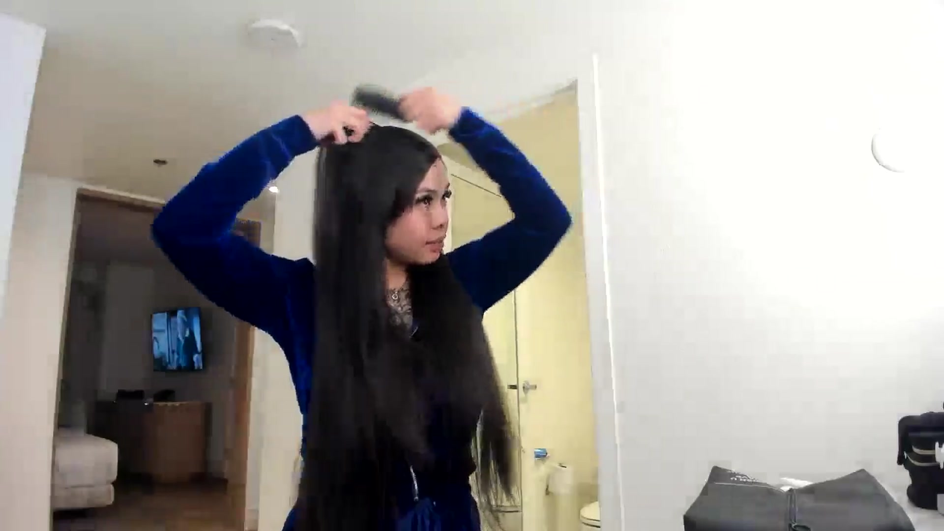 Gallery image thumbnail from dolllface's myfreecams stream on, 01/21/2026, 06:45 image 19 of 20