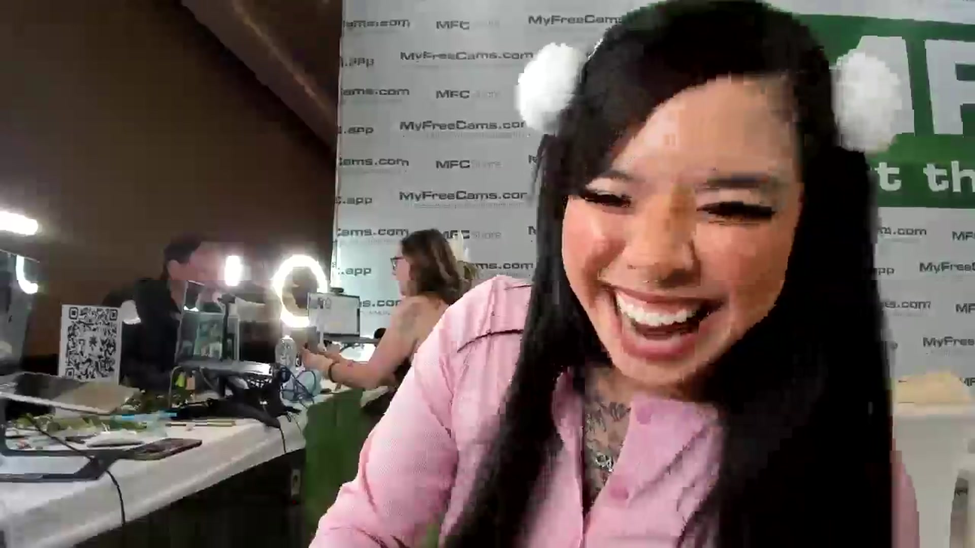 Gallery image thumbnail from dolllface's myfreecams stream on, 01/24/2026, 23:01 image 17 of 20
