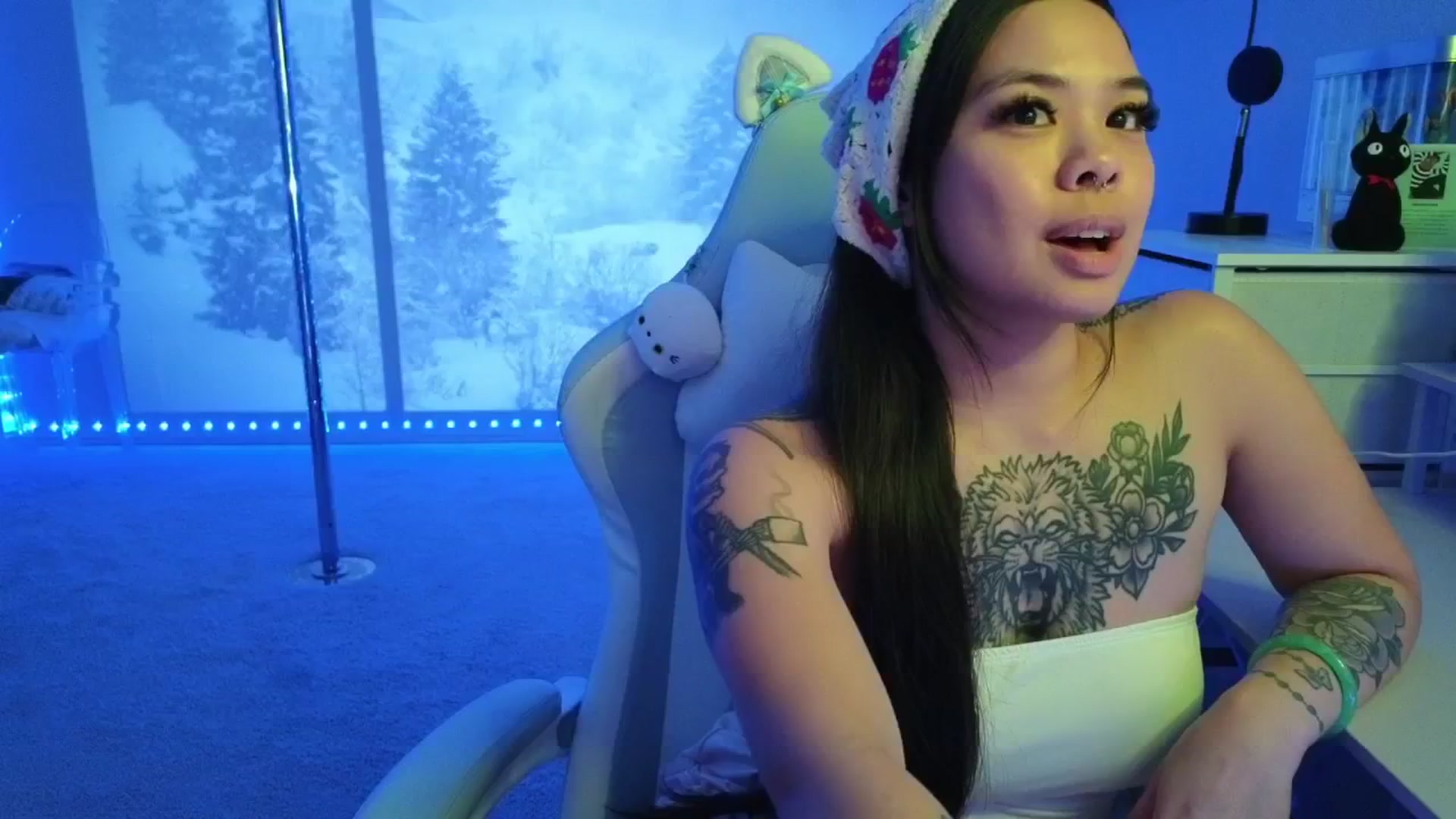 Gallery image thumbnail from dolllface's myfreecams stream on, 01/29/2026, 07:04 image 2 of 20