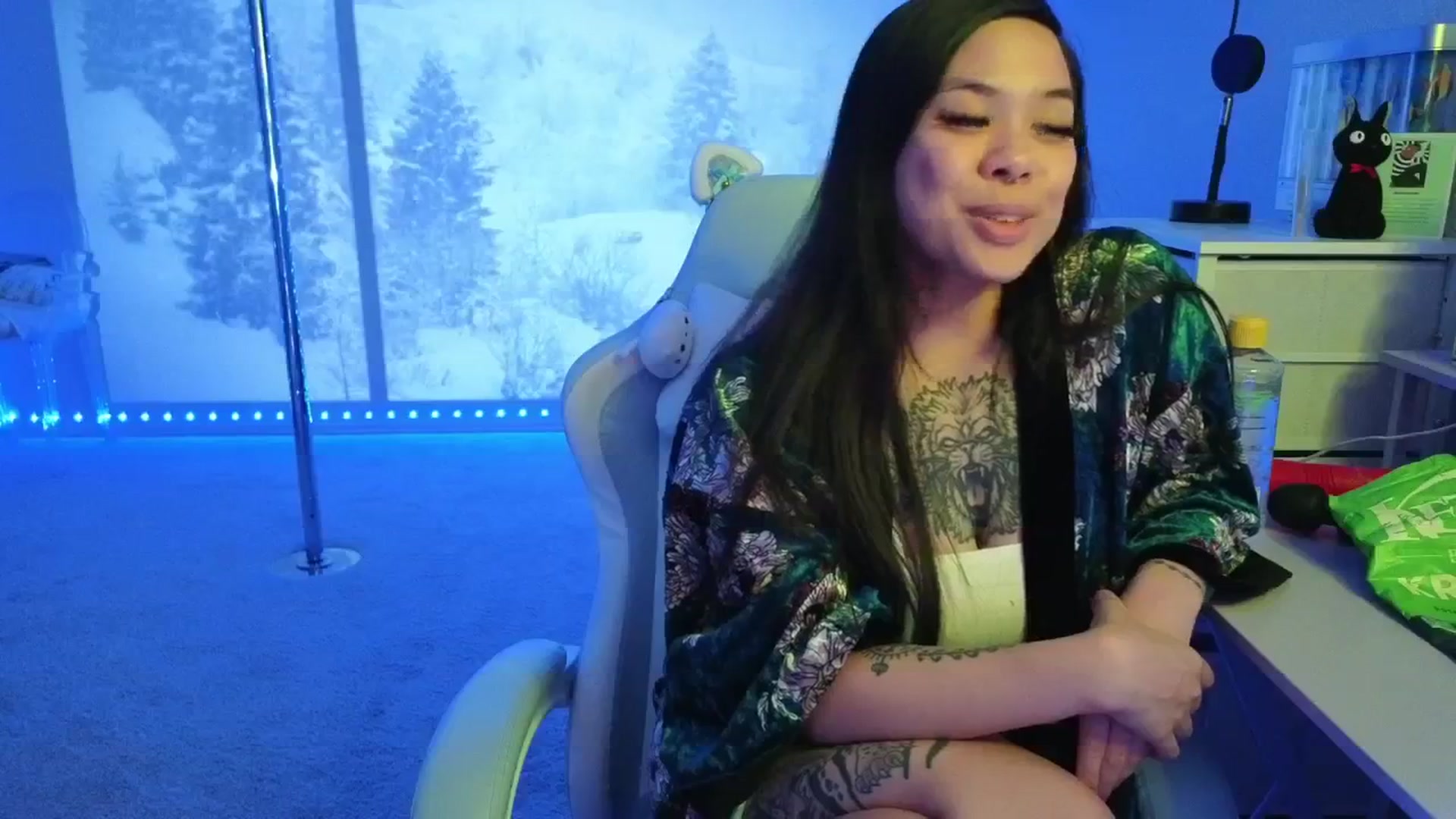 Gallery image thumbnail from dolllface's myfreecams stream on, 01/29/2026, 11:23 image 18 of 20