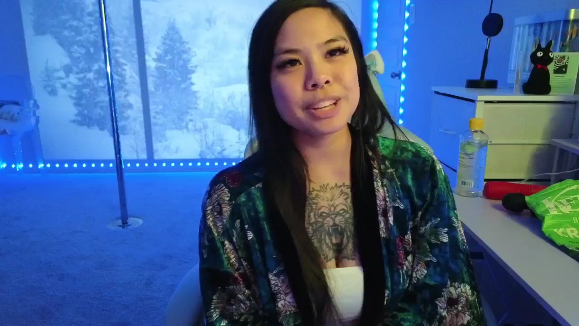 Gallery image thumbnail from dolllface's myfreecams stream on, 01/29/2026, 11:23 image 15 of 20