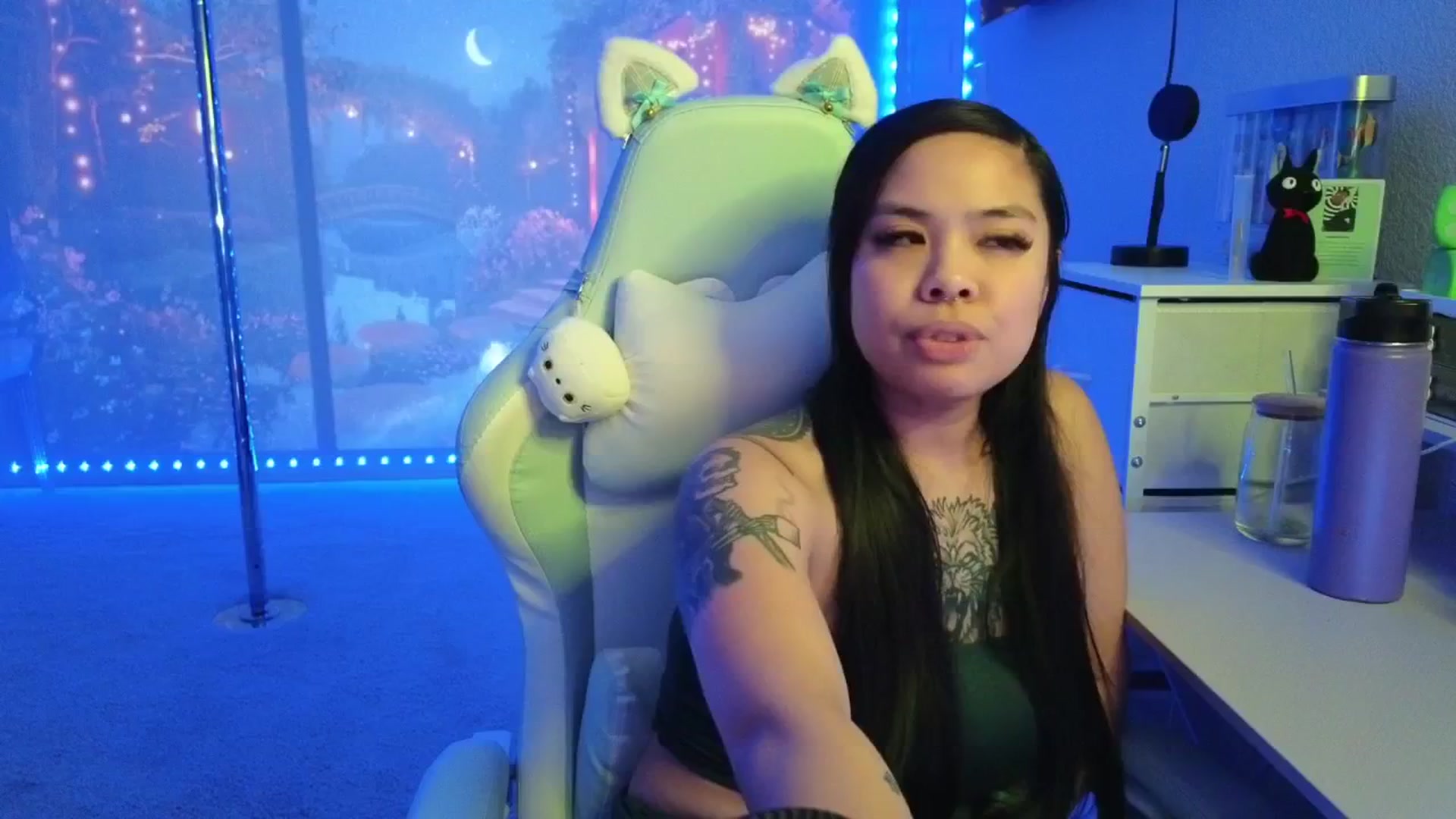 Gallery image thumbnail from dolllface's myfreecams stream on, 01/30/2026, 08:18 image 11 of 20