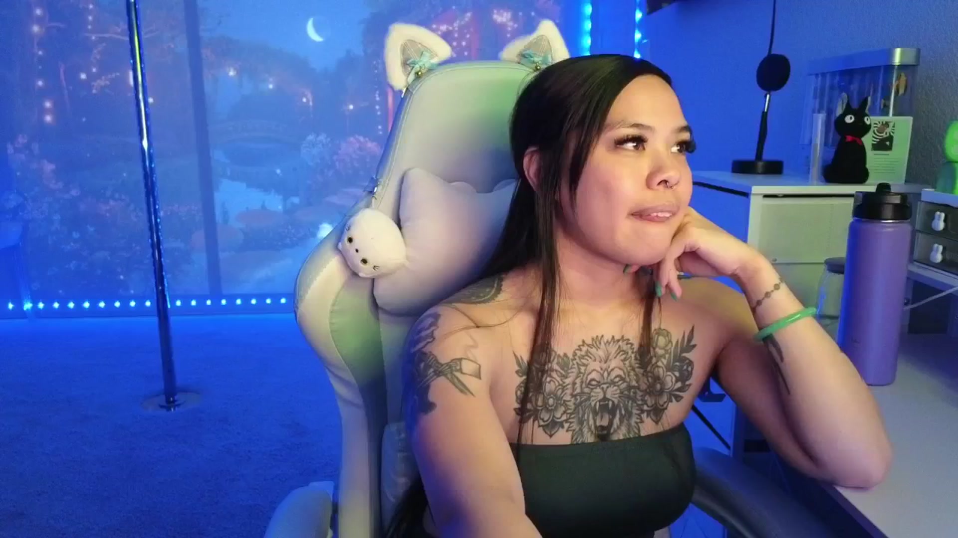 Gallery image thumbnail from dolllface's myfreecams stream on, 01/30/2026, 08:18 image 7 of 20