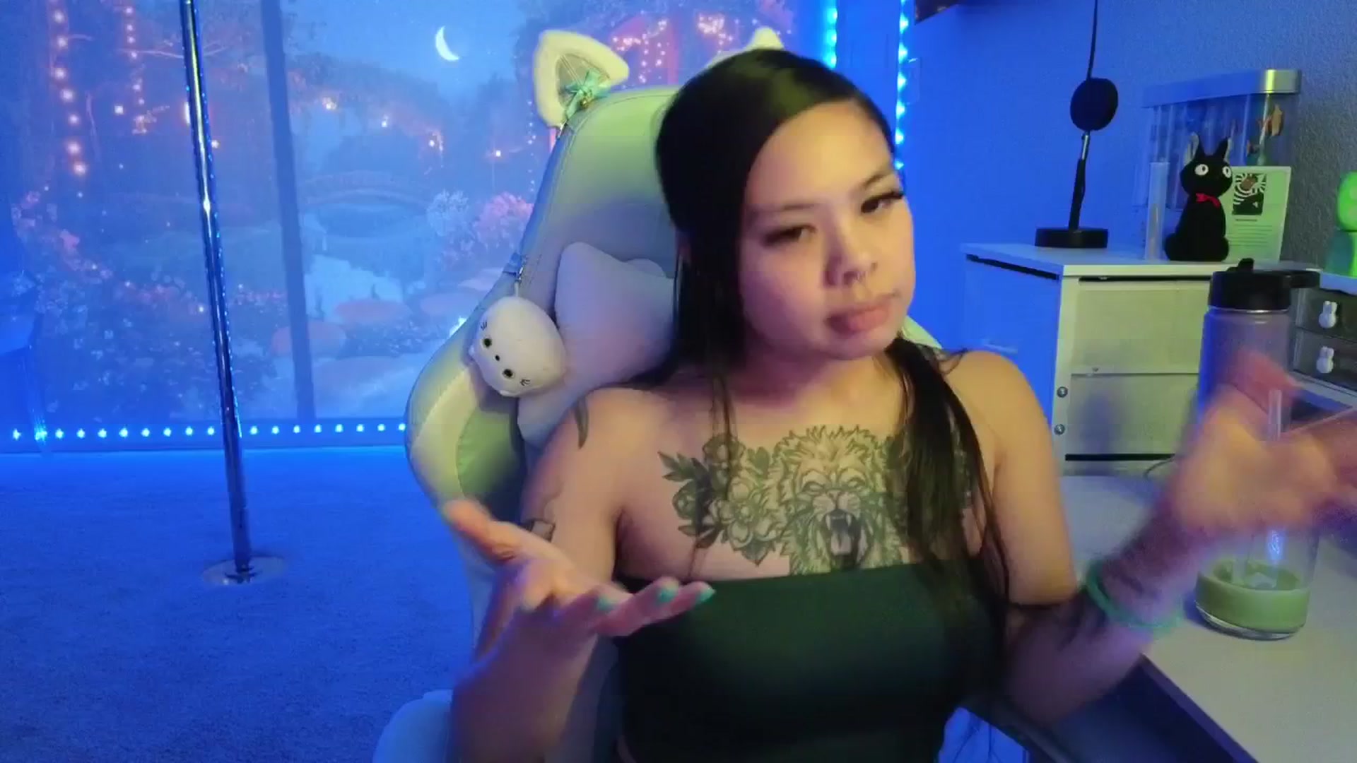 Gallery image thumbnail from dolllface's myfreecams stream on, 01/30/2026, 08:18 image 4 of 20