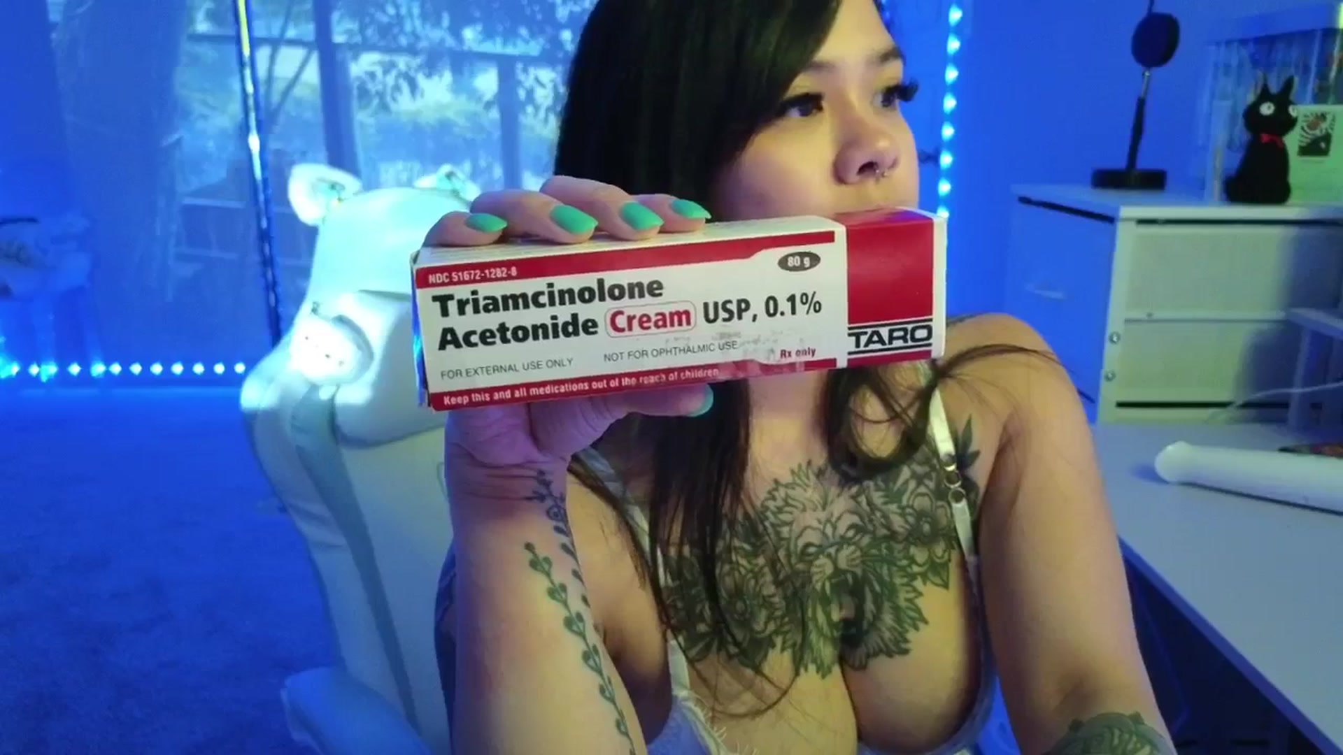 Gallery image thumbnail from dolllface's myfreecams stream on, 01/31/2026, 10:43 image 14 of 20