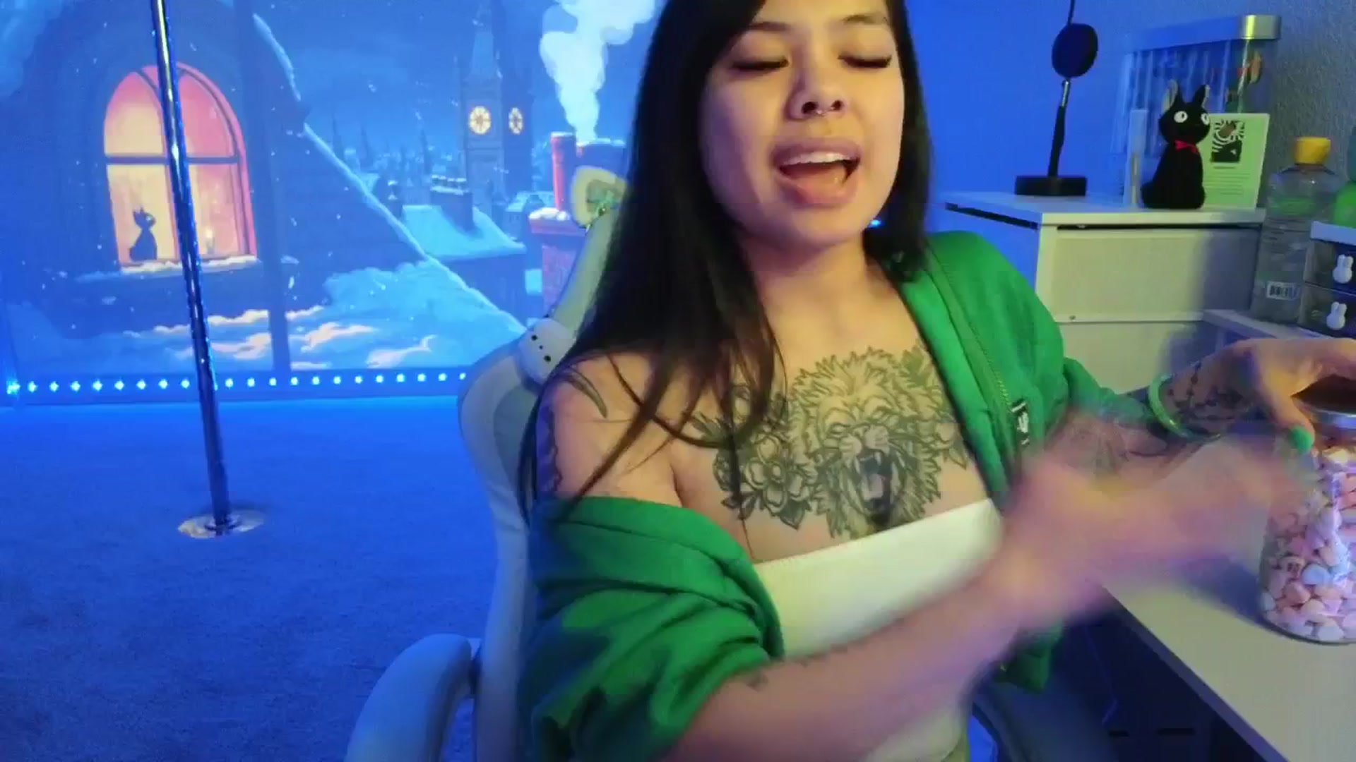 Gallery image thumbnail from dolllface's myfreecams stream on, 02/01/2026, 06:27 image 11 of 20