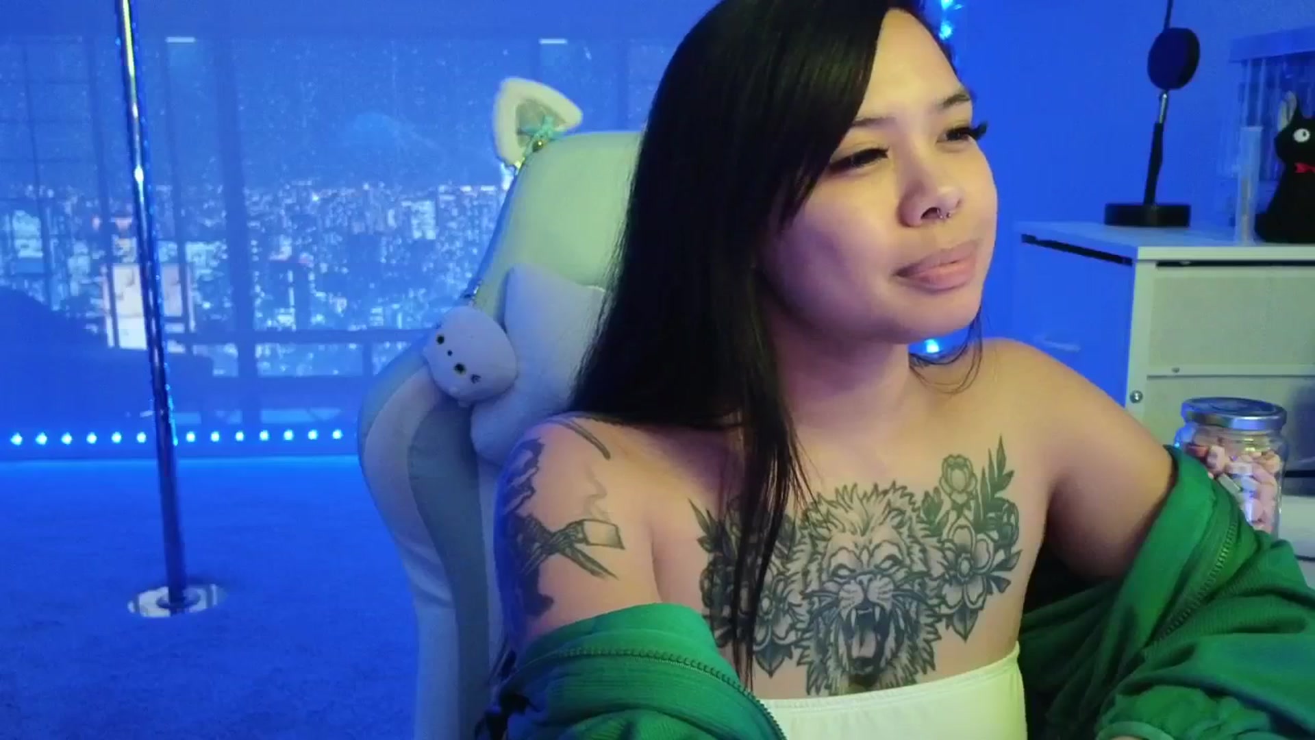 Gallery image thumbnail from dolllface's myfreecams stream on, 02/01/2026, 10:21 image 8 of 20
