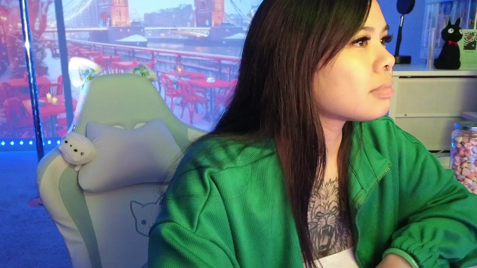 Gallery image thumbnail from dolllface's myfreecams stream on, 02/01/2026, 10:21 image 1 of 20